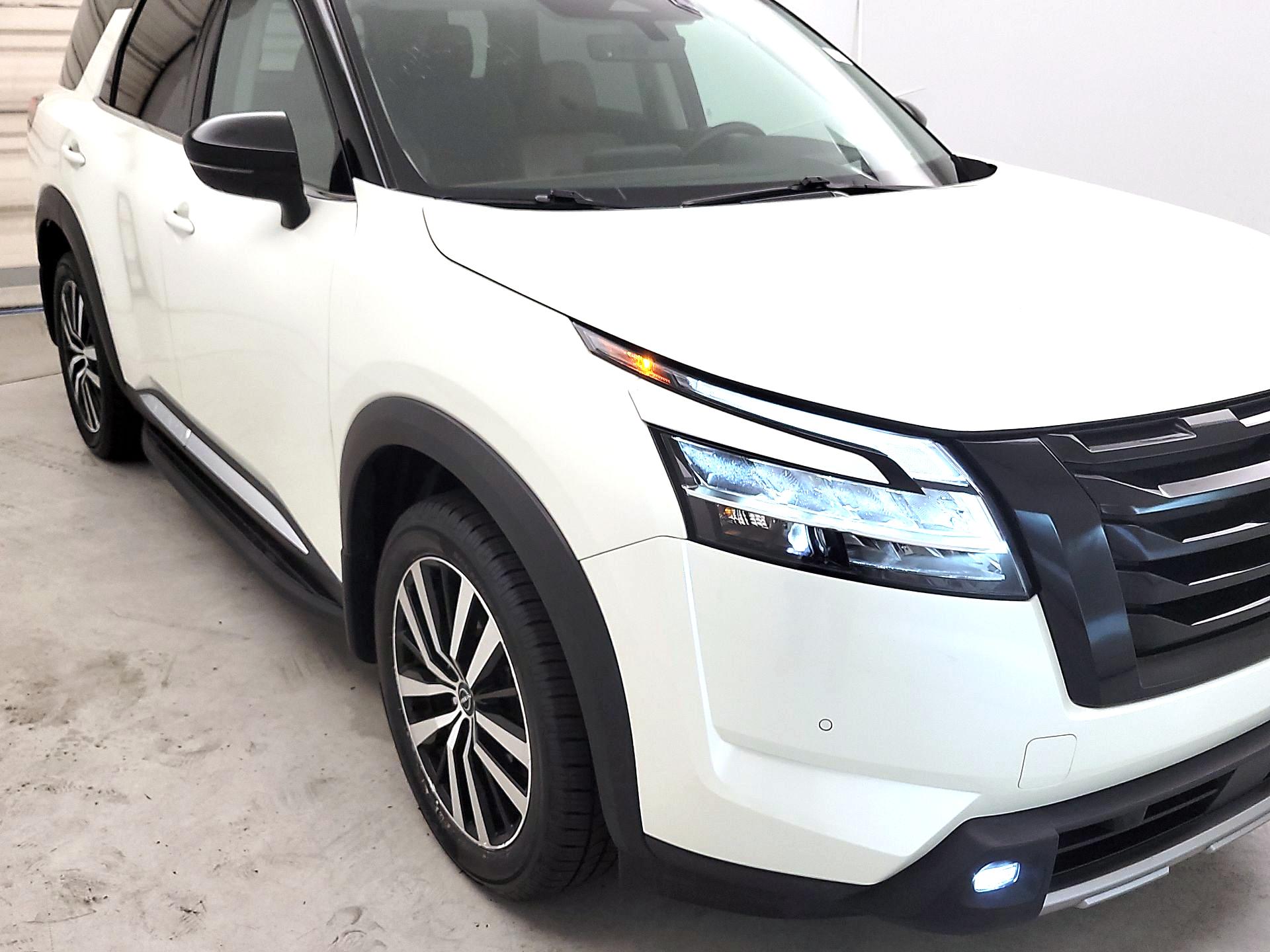 Thumbnail: 2024 Nissan Pathfinder - 1