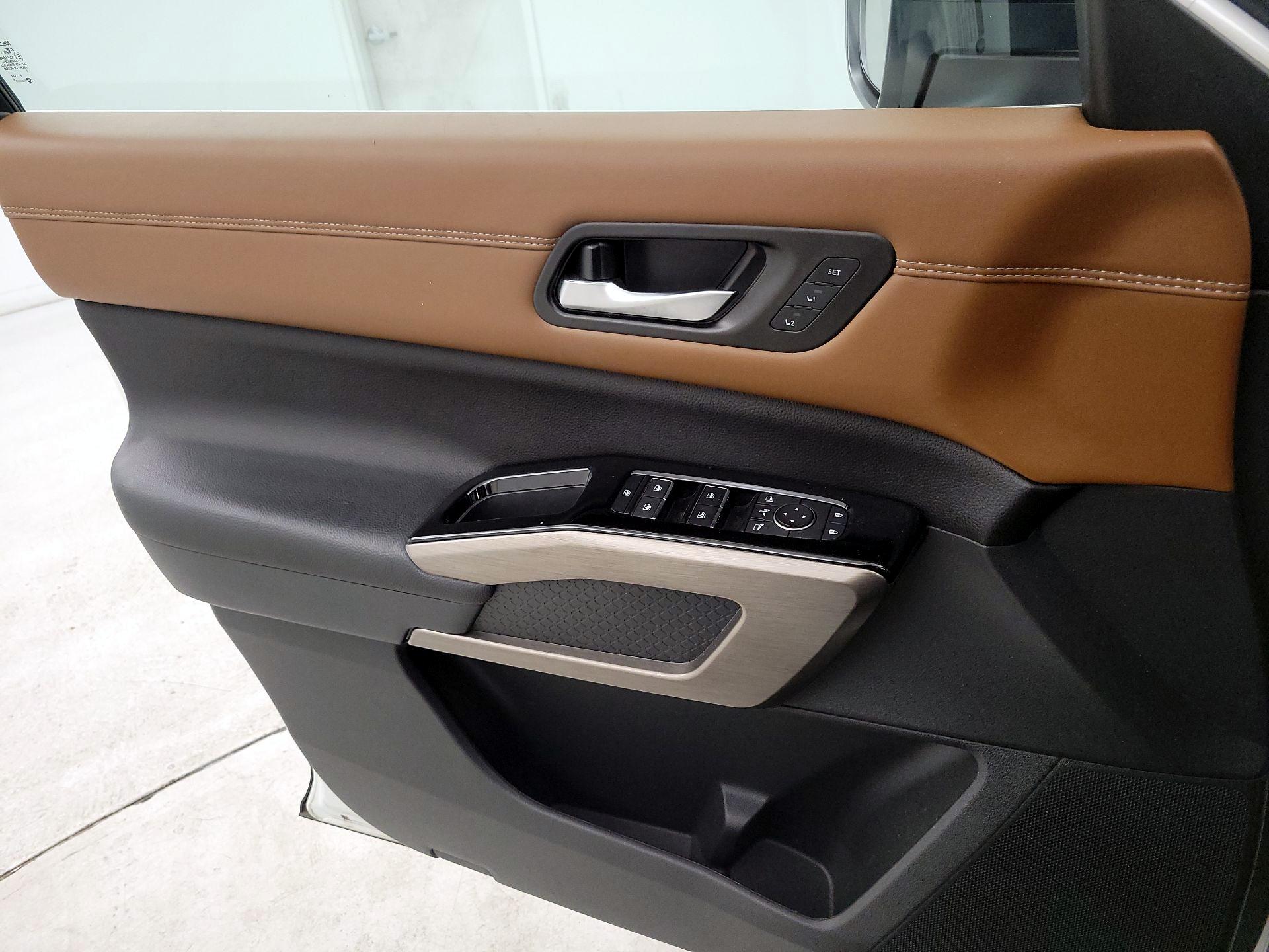 Thumbnail: 2024 Nissan Pathfinder - 10