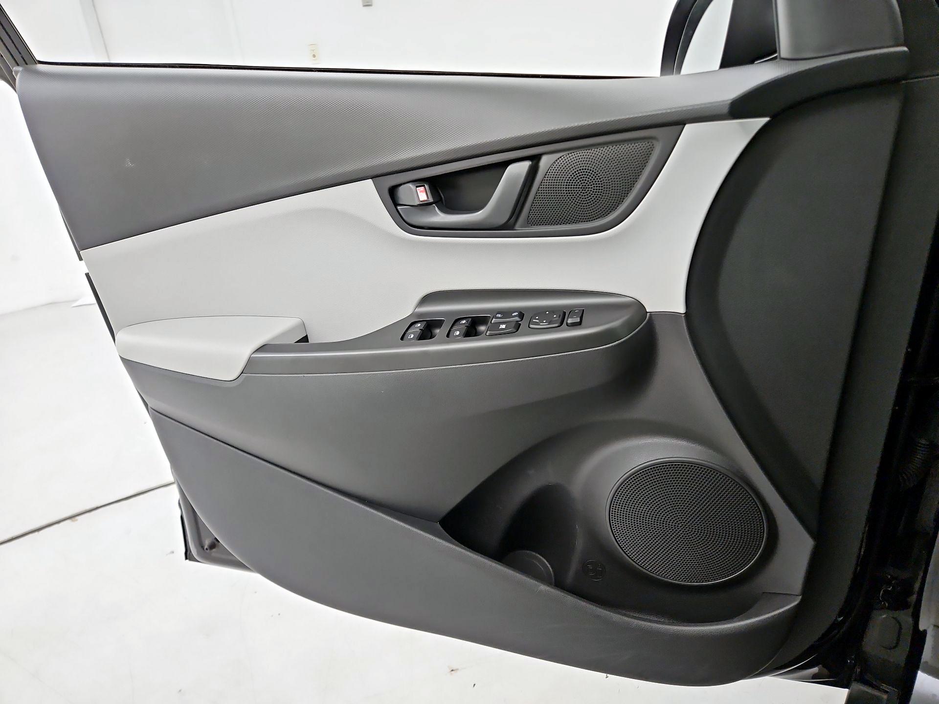 Thumbnail: 2023 Hyundai Kona - 12