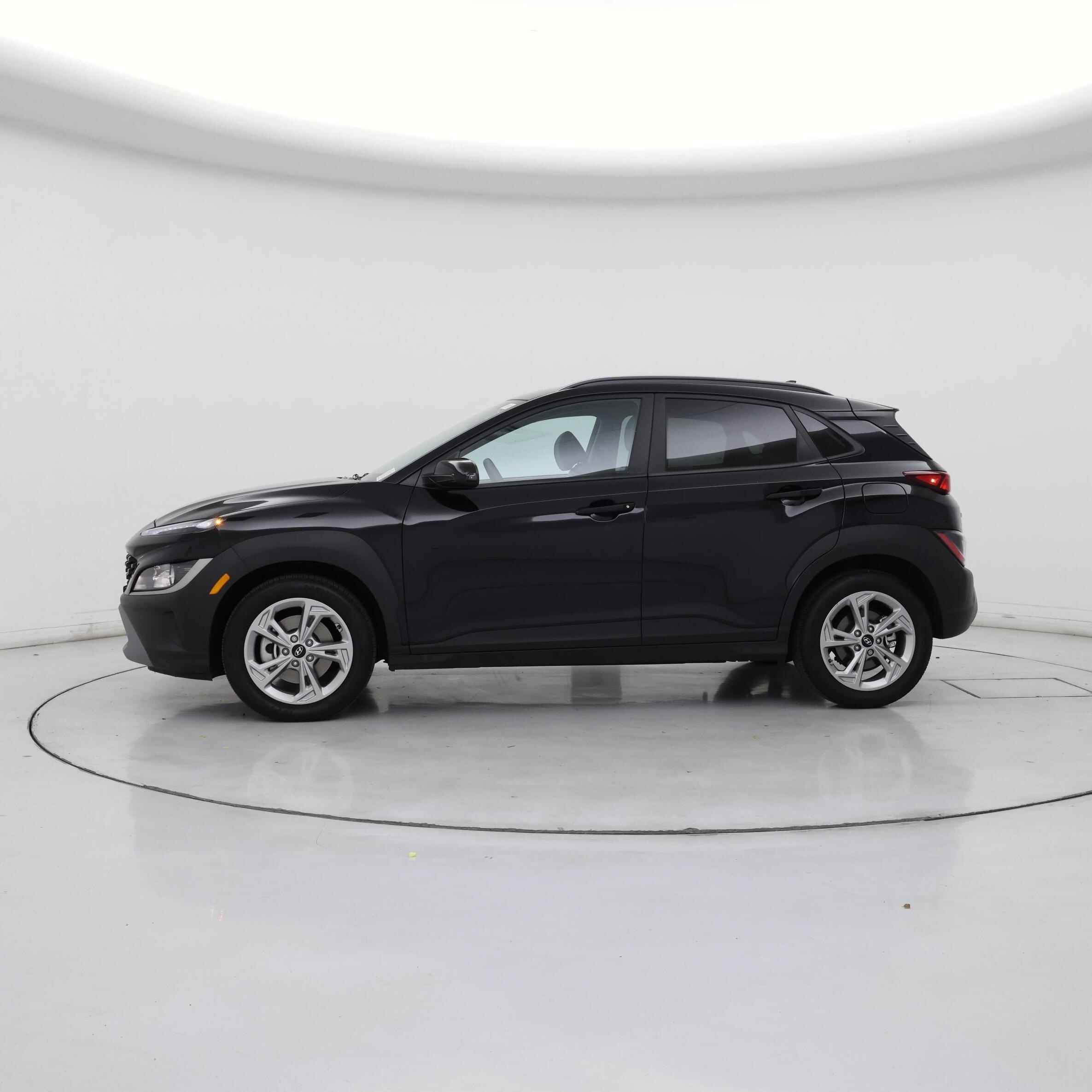 Thumbnail: 2023 Hyundai Kona - 3