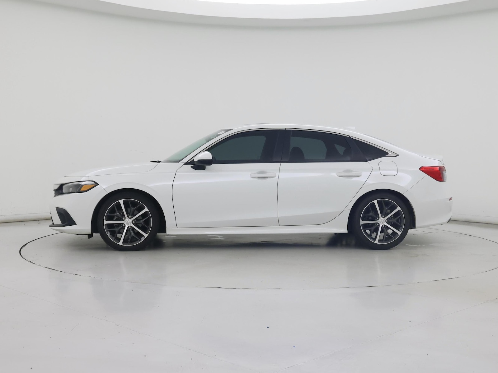 2022 Honda Civic Touring - Photo 4