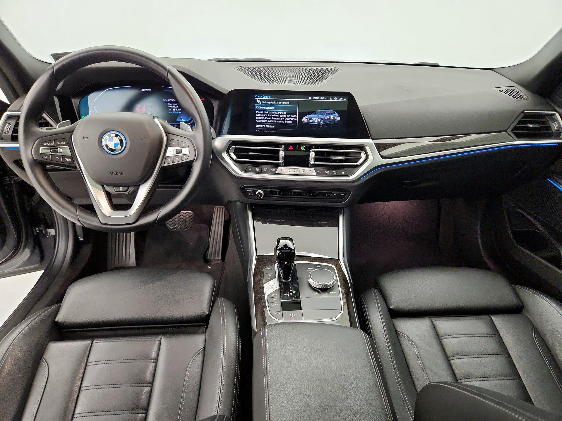 Thumbnail: 2022 BMW 3 Series - 9