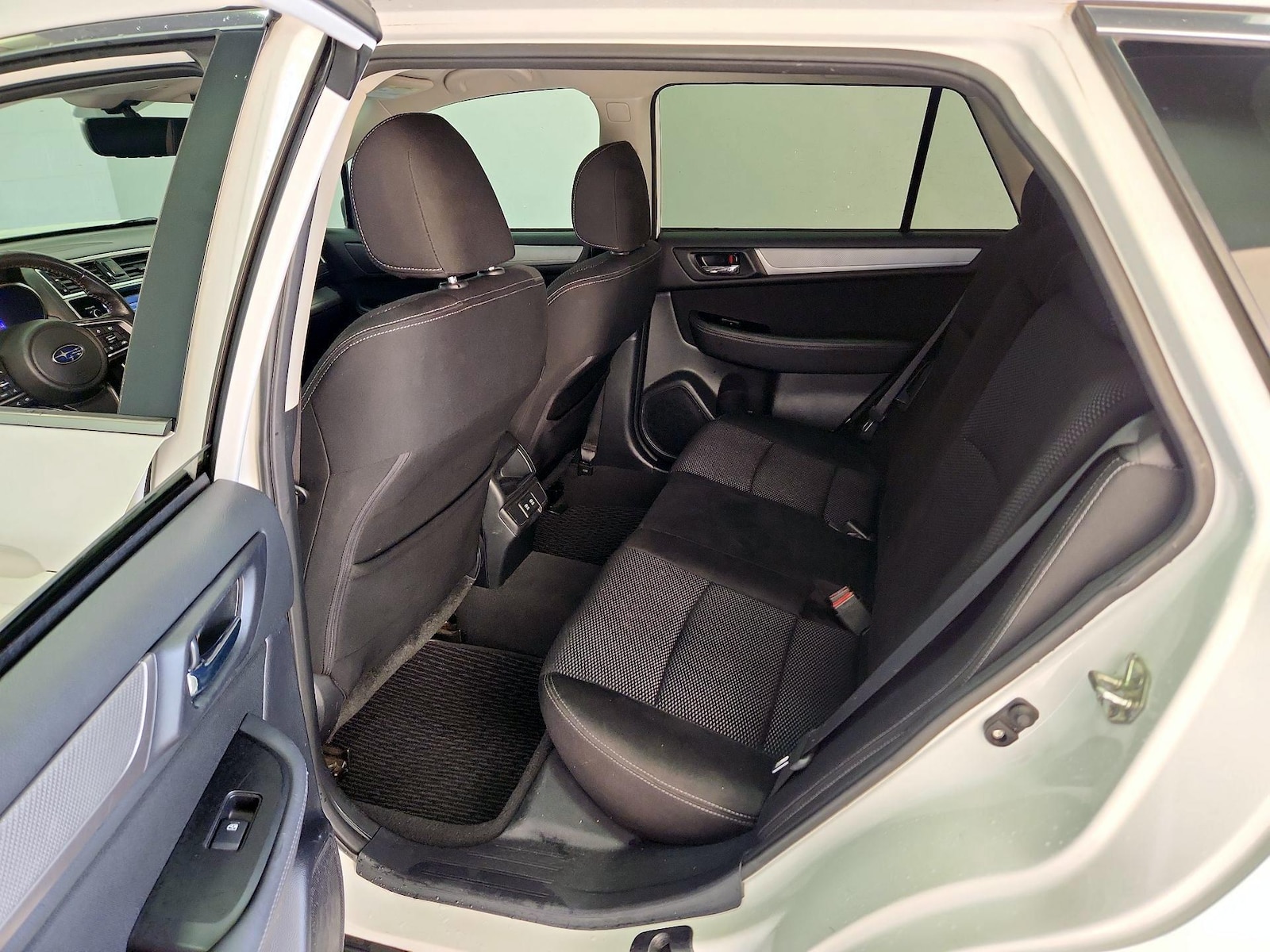 2019 Subaru Outback Premium - Photo 20