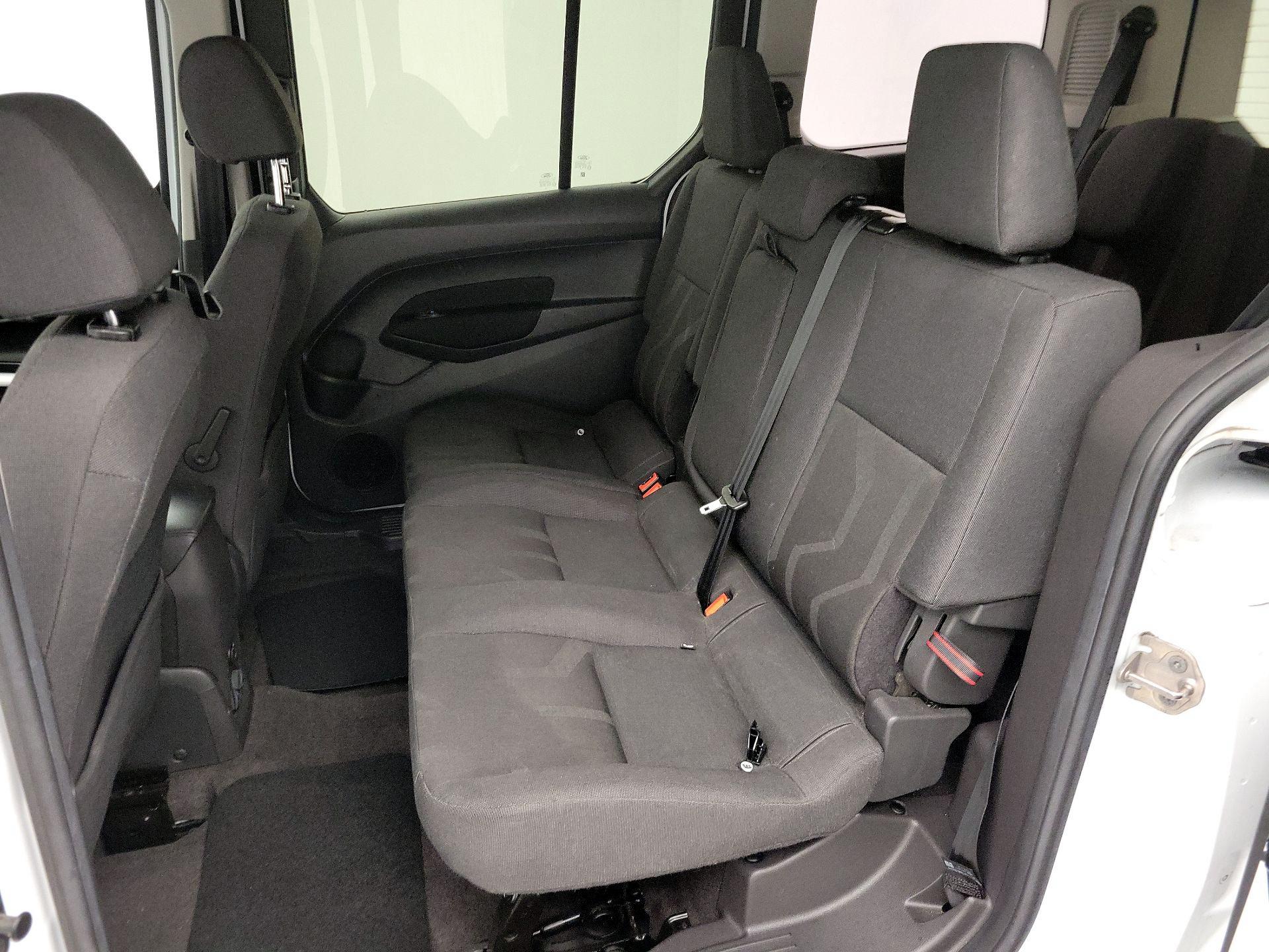 Thumbnail: 2018 Ford Transit Series - 19