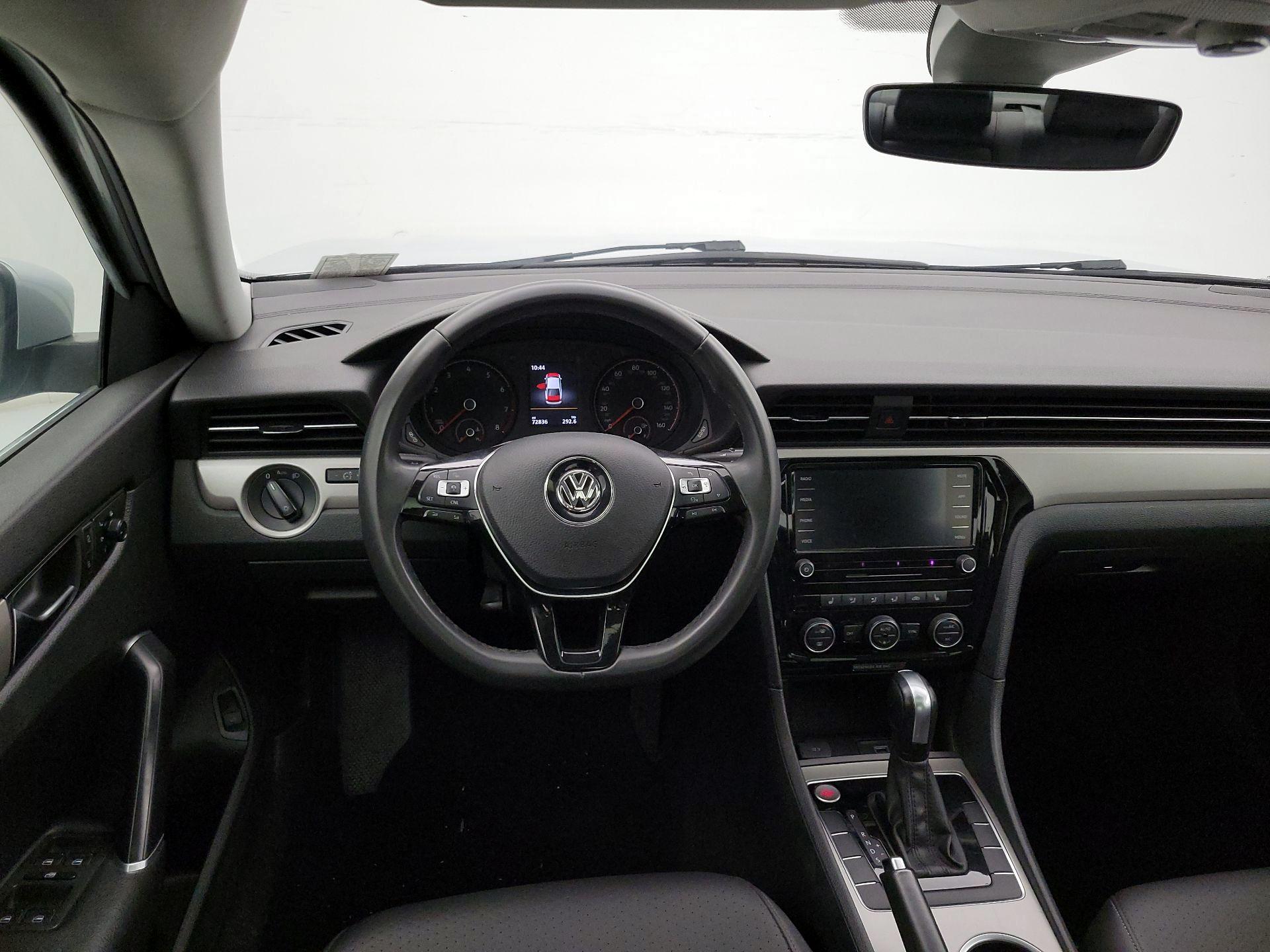 Thumbnail: 2021 Volkswagen Passat - 10