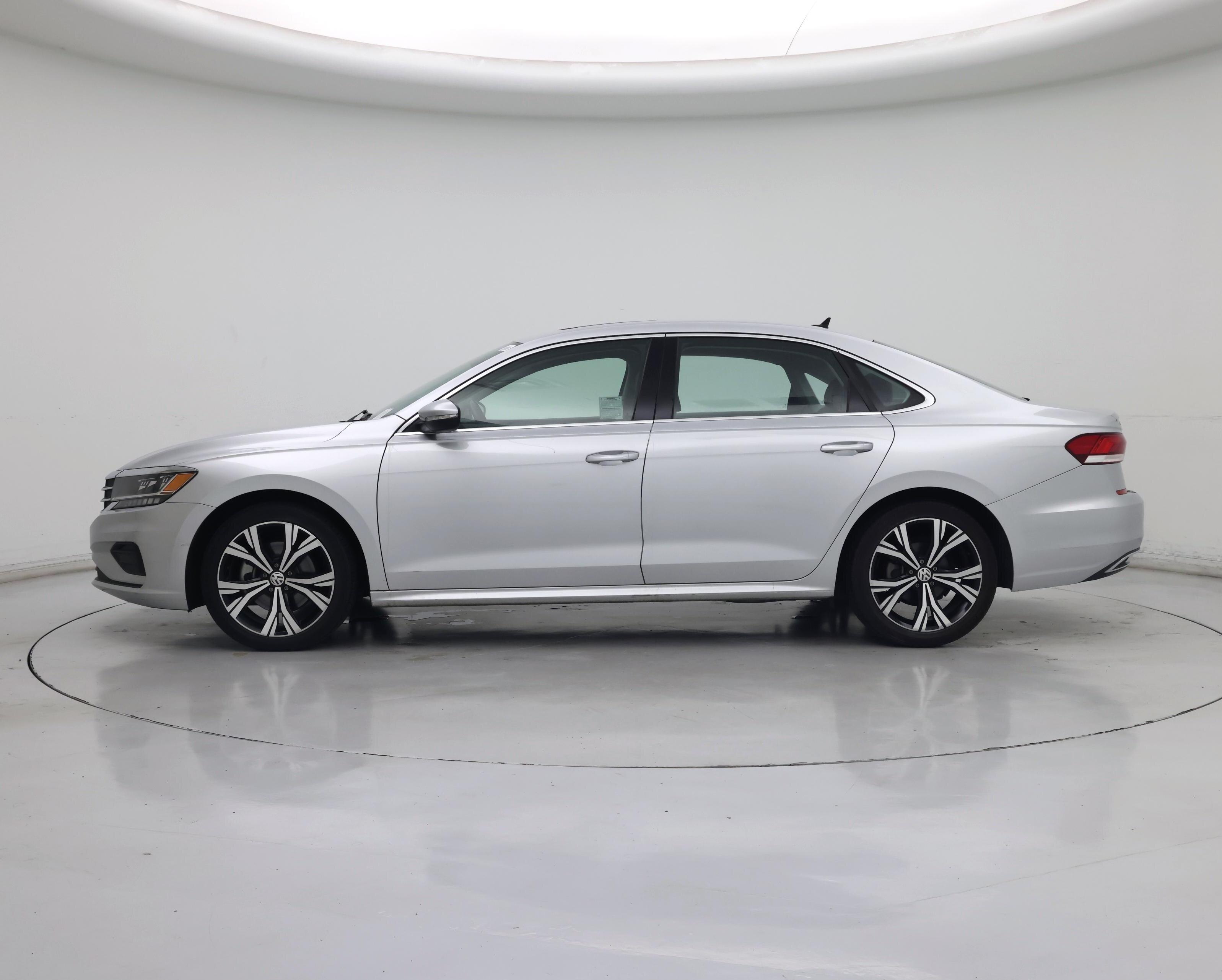Thumbnail: 2021 Volkswagen Passat - 3