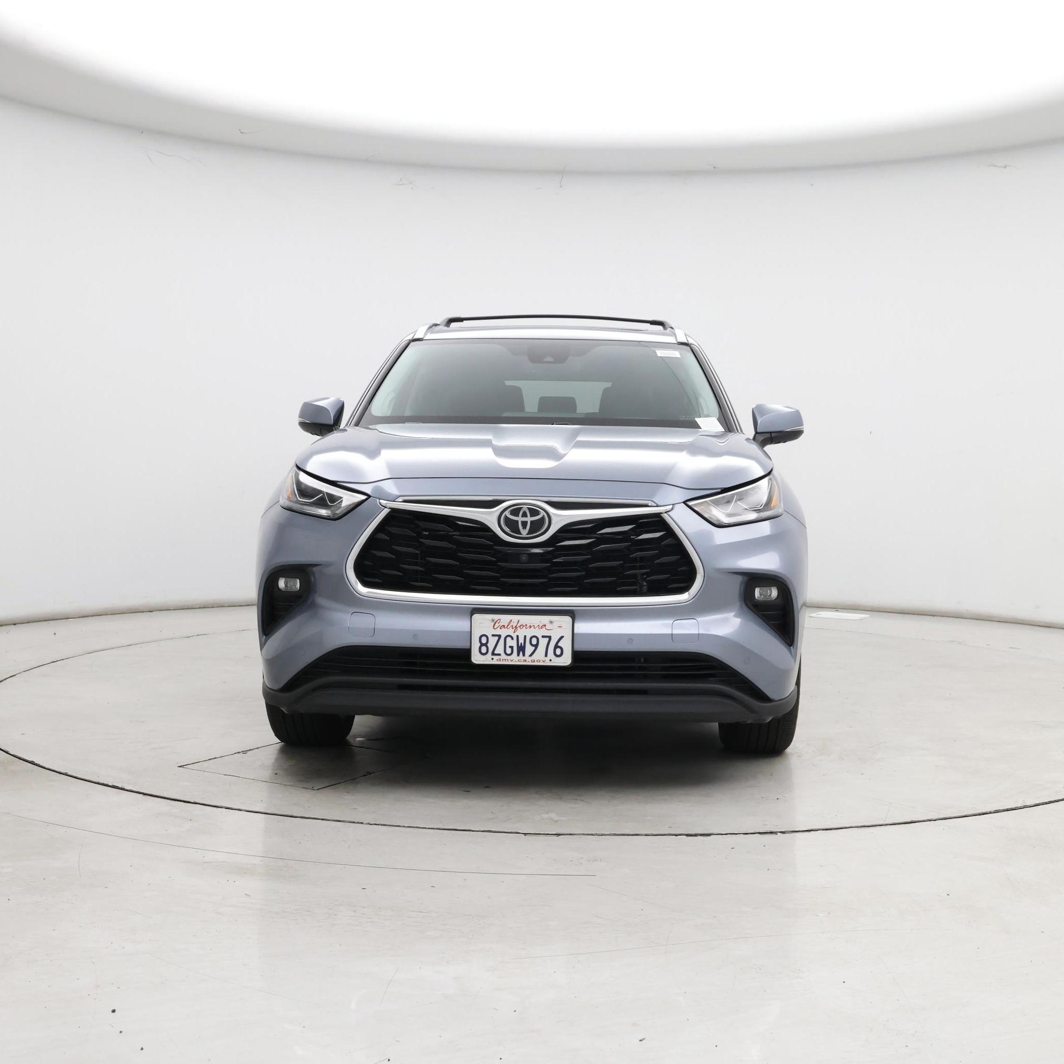 Thumbnail: 2022 Toyota Highlander - 5
