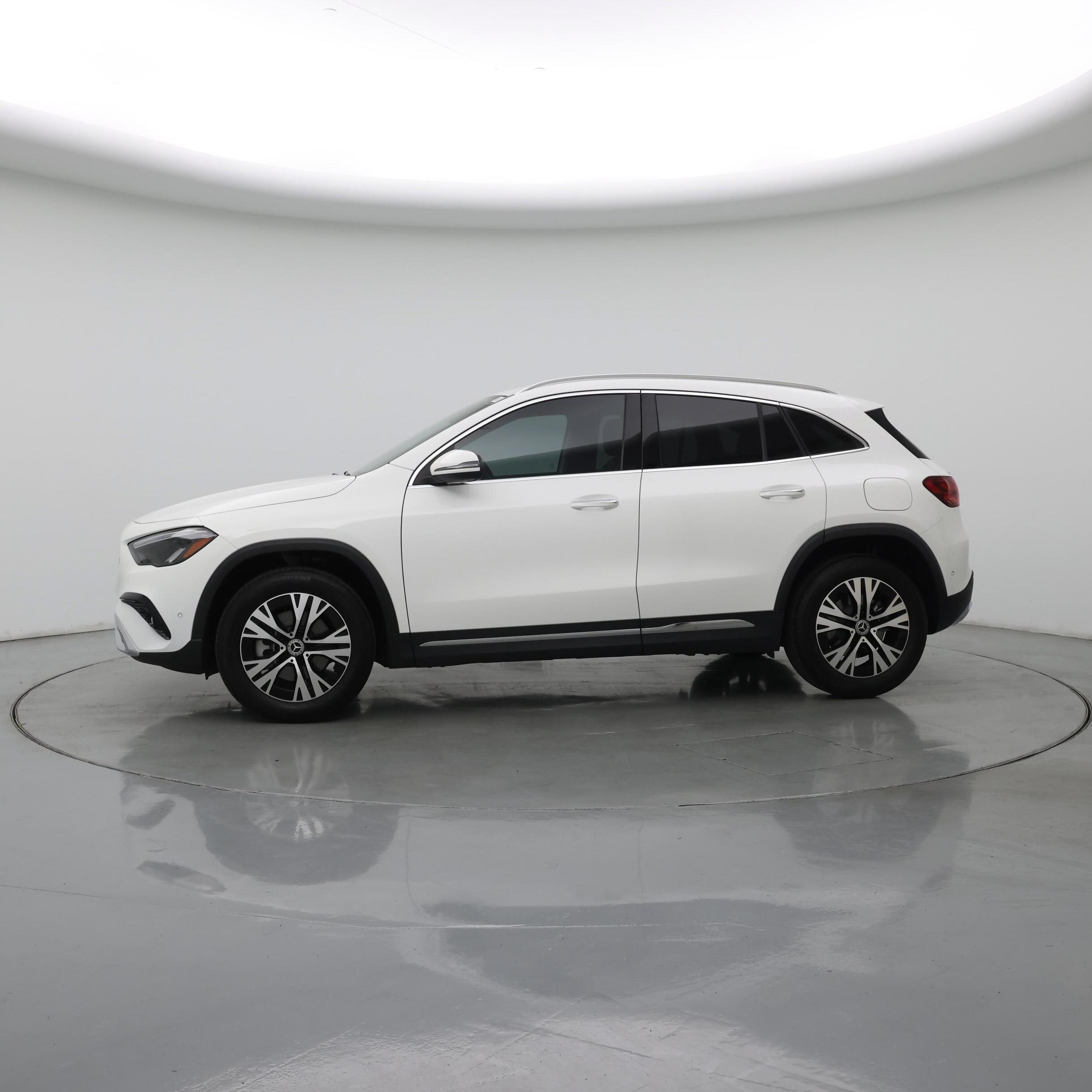 Thumbnail: 2025 Mercedes-Benz GLA - 3