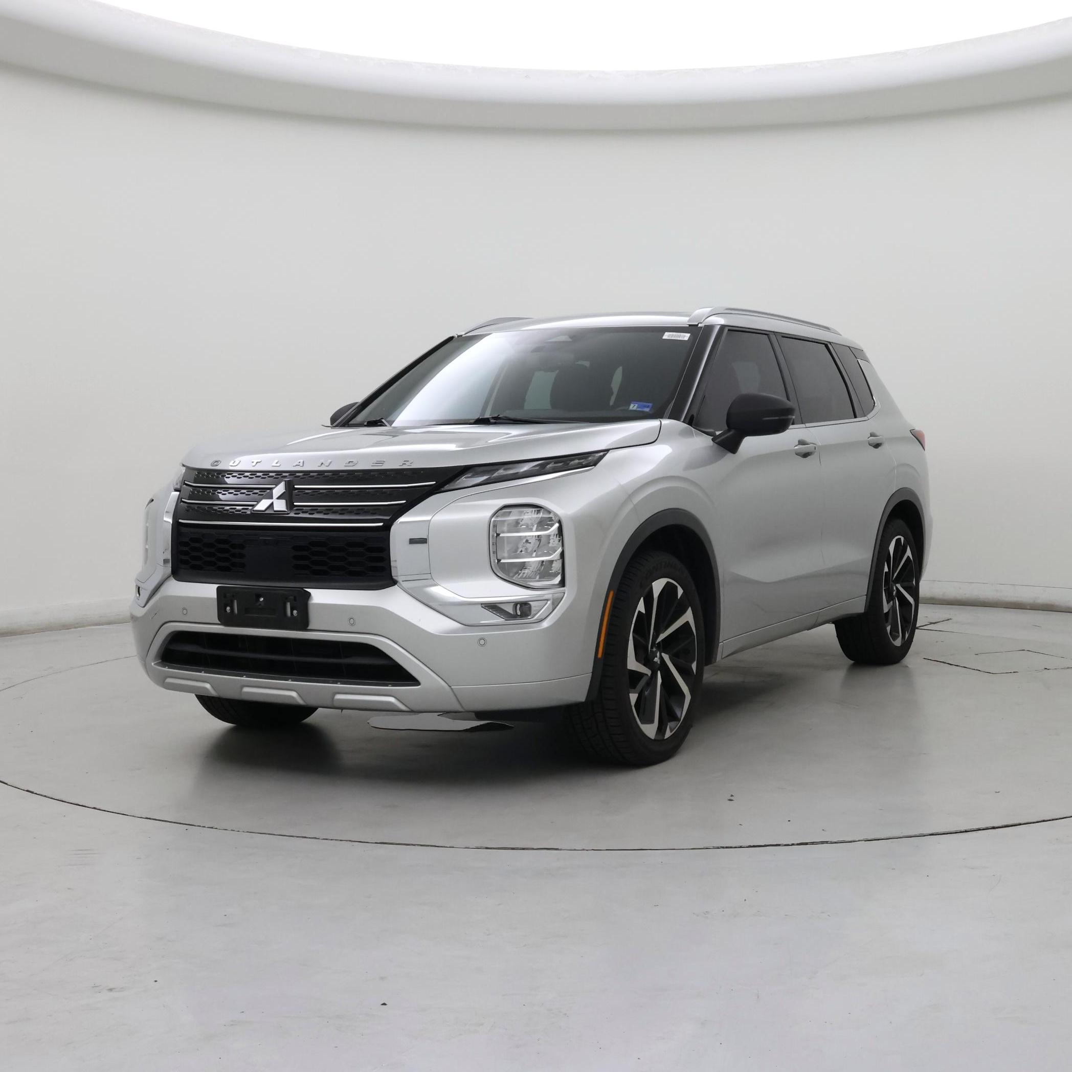 Thumbnail: 2022 Mitsubishi Outlander - 4