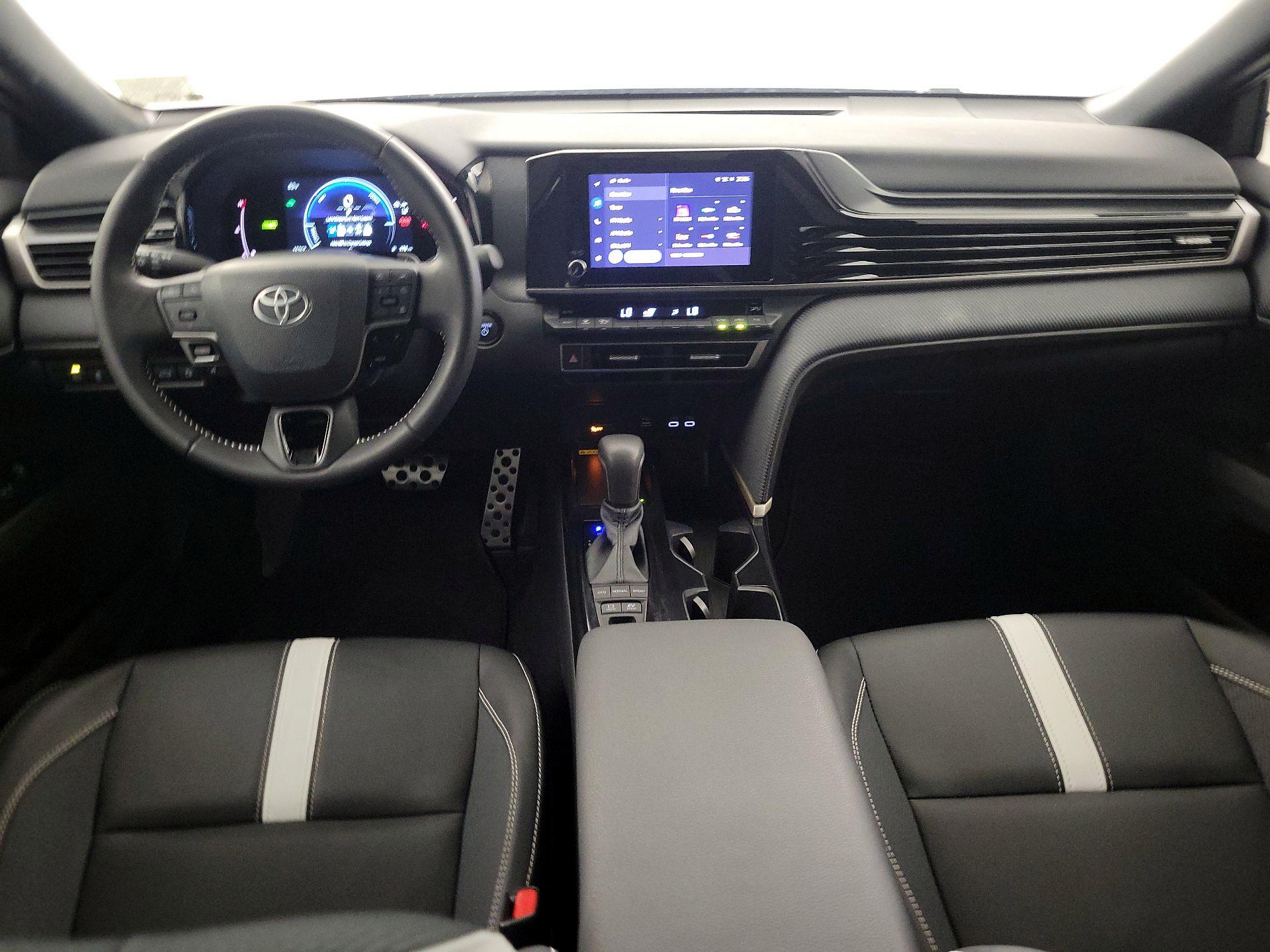 Thumbnail: 2025 Toyota Camry - 9