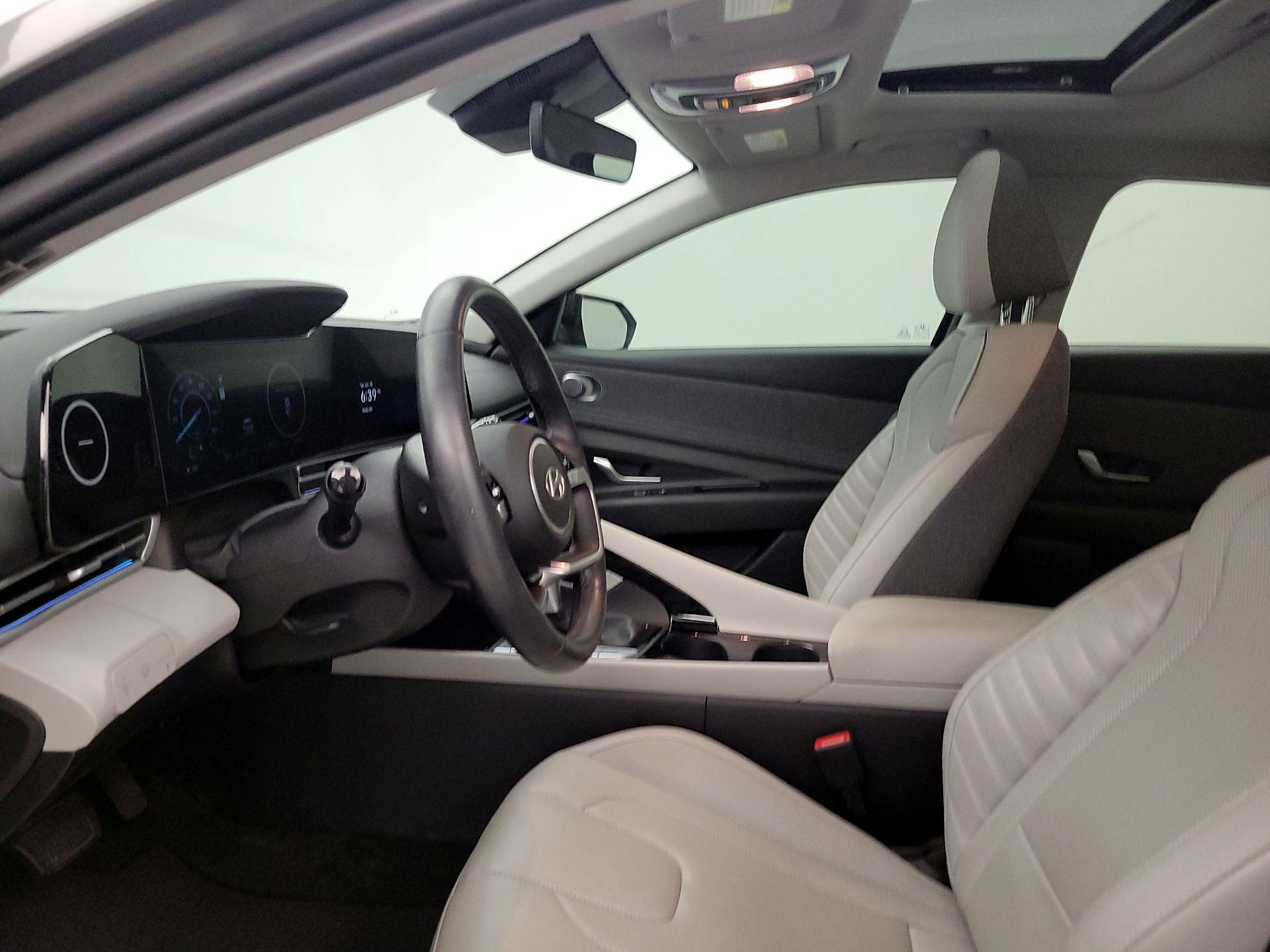 Thumbnail: 2024 Hyundai Elantra - 9