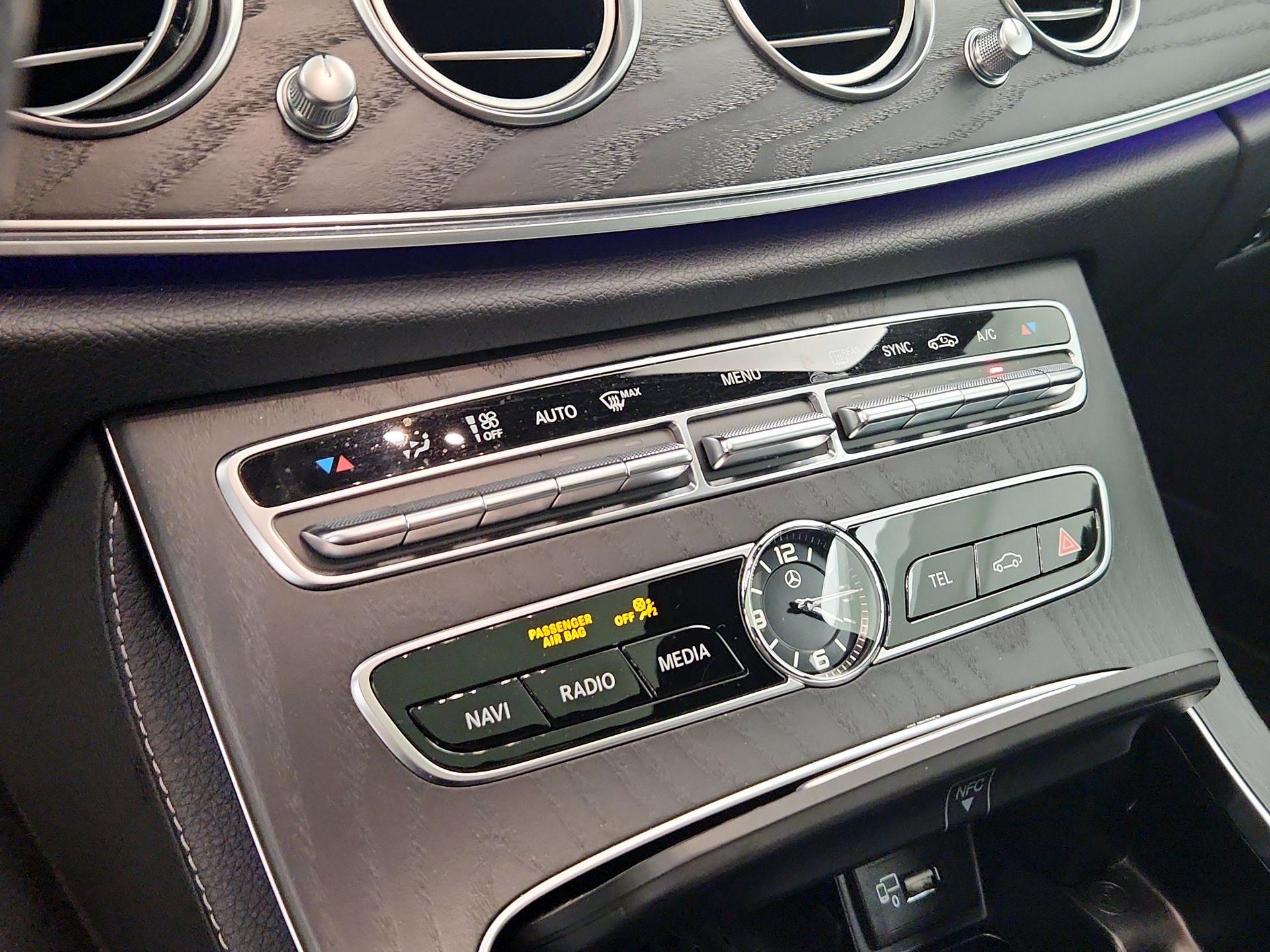 Thumbnail: 2018 Mercedes-Benz E-Class - 17