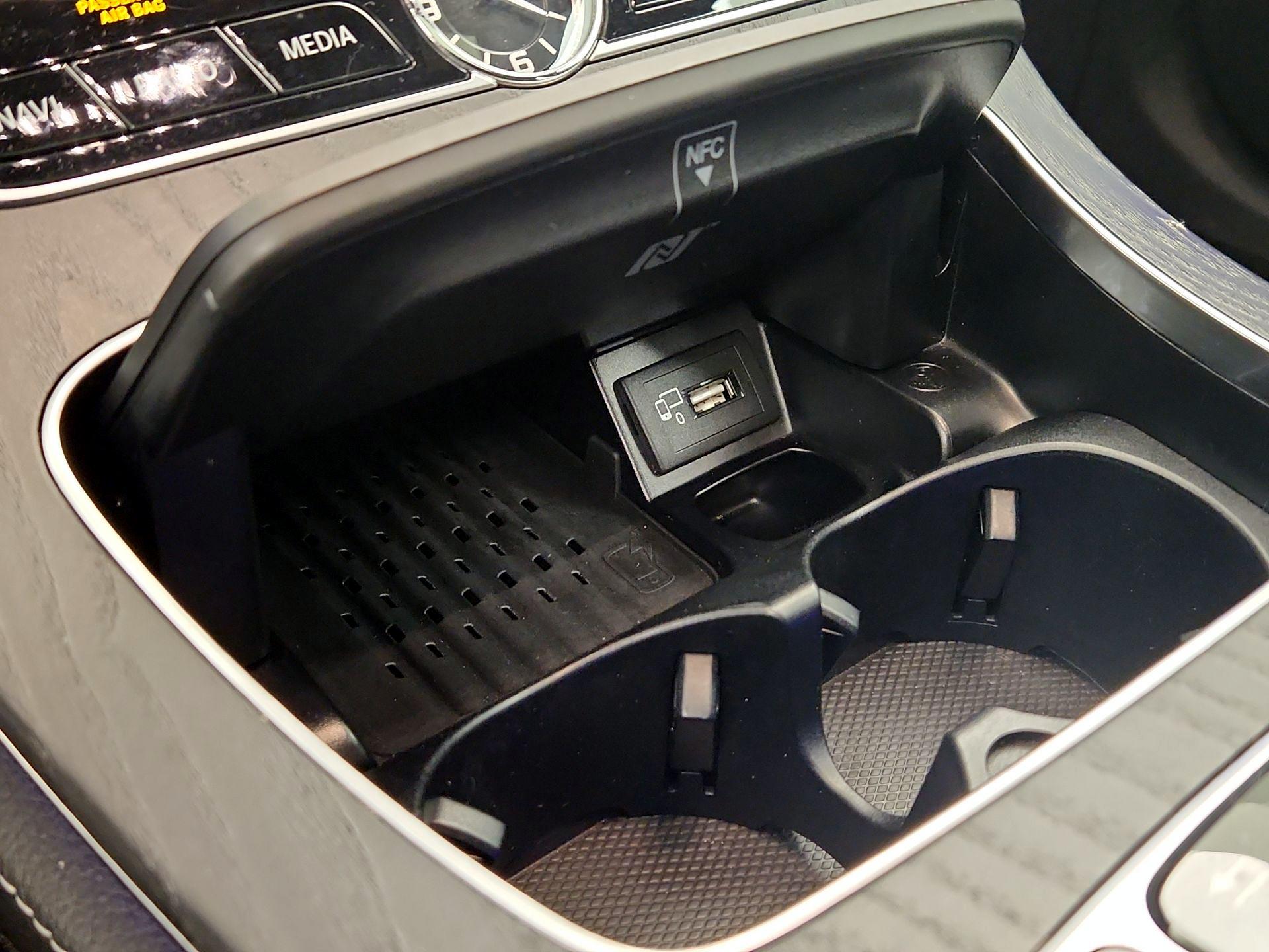Thumbnail: 2018 Mercedes-Benz E-Class - 19