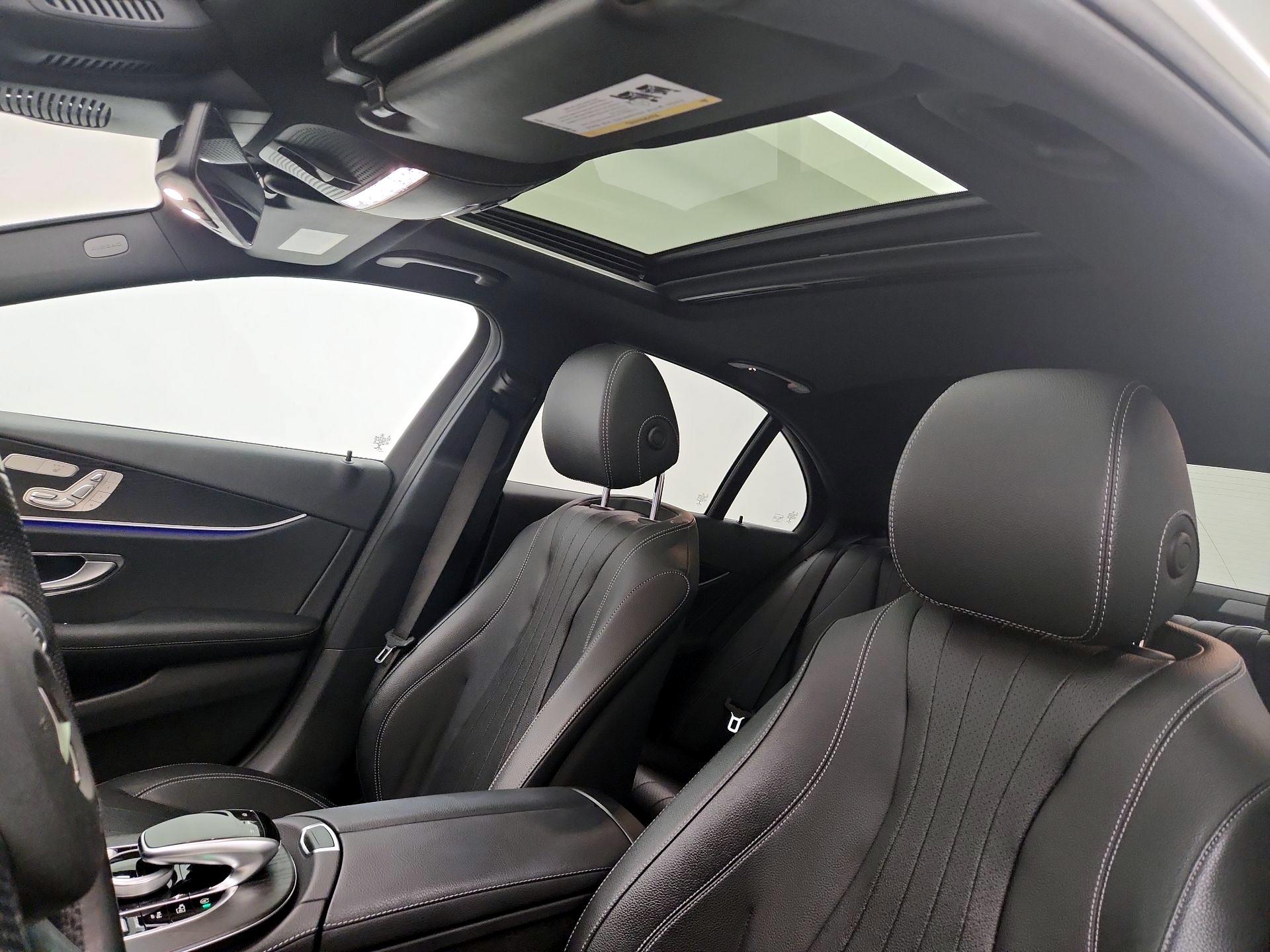 Thumbnail: 2018 Mercedes-Benz E-Class - 20