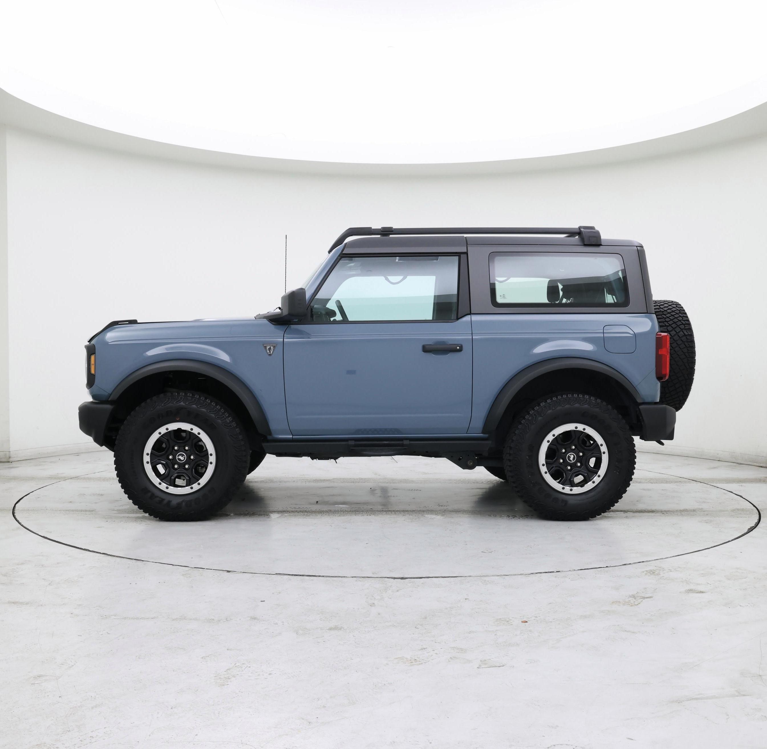 Thumbnail: 2023 Ford Bronco - 3