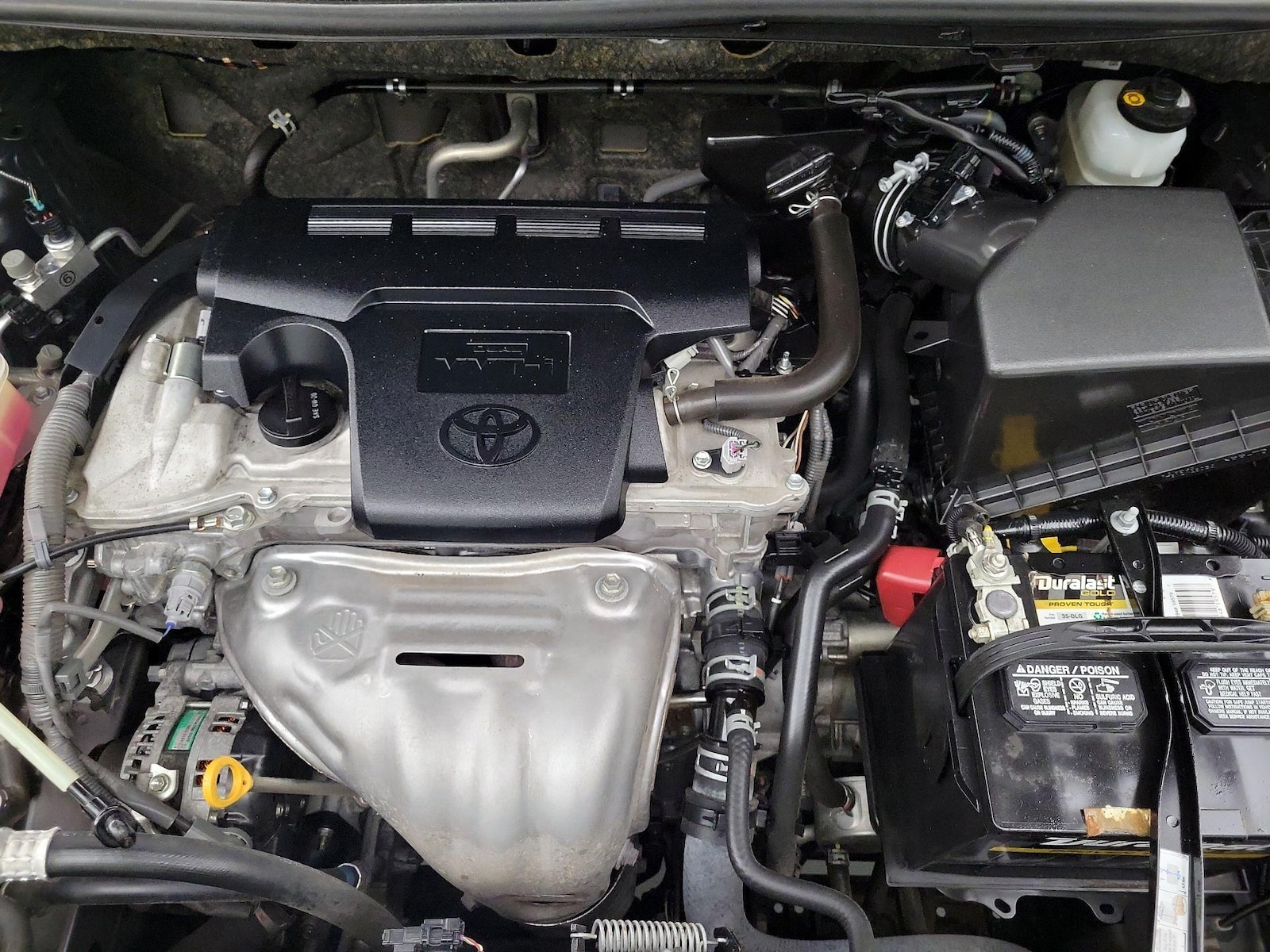 2018 Toyota RAV4 XLE - Photo 22
