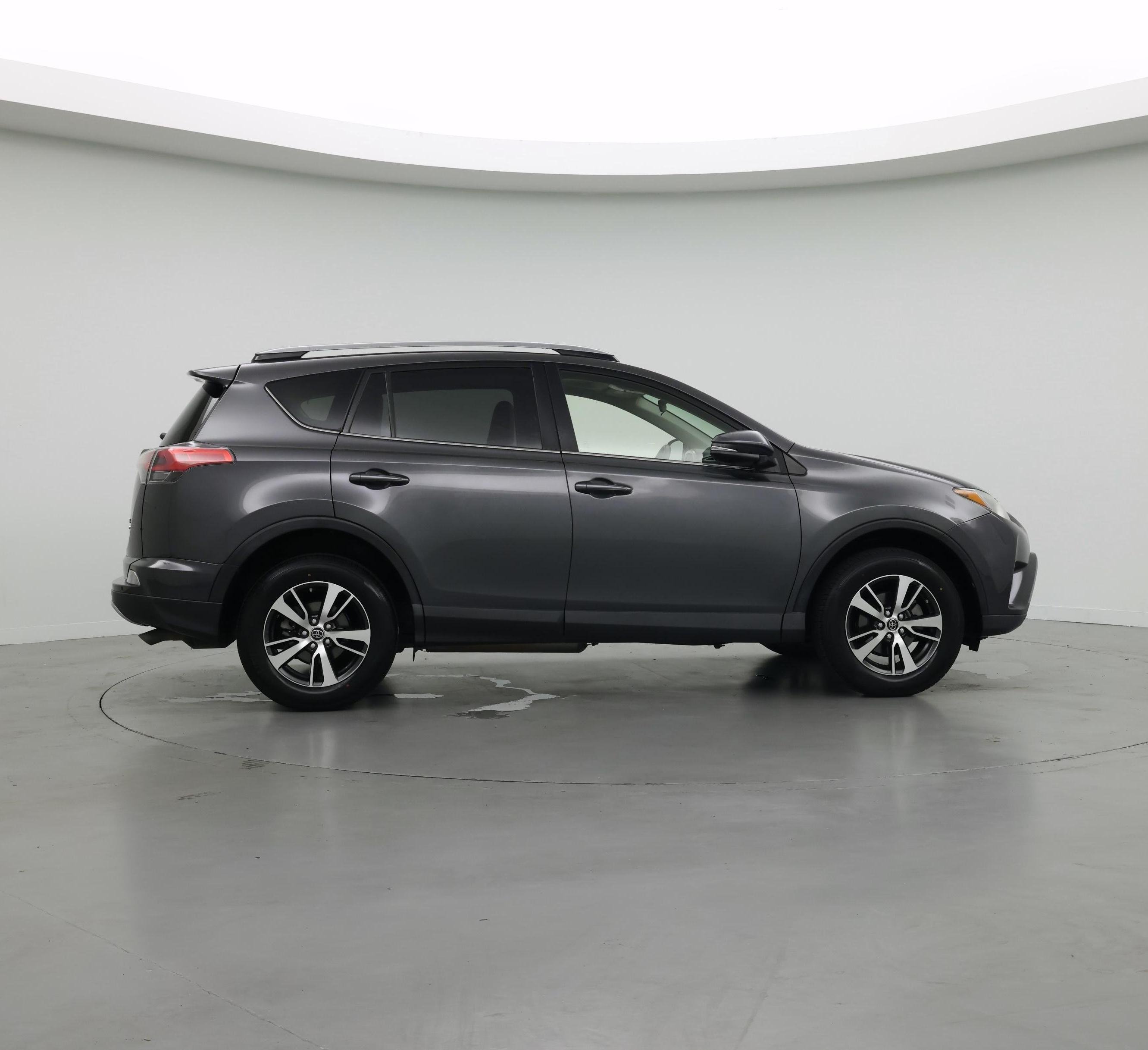 Thumbnail: 2018 Toyota RAV4 - 7