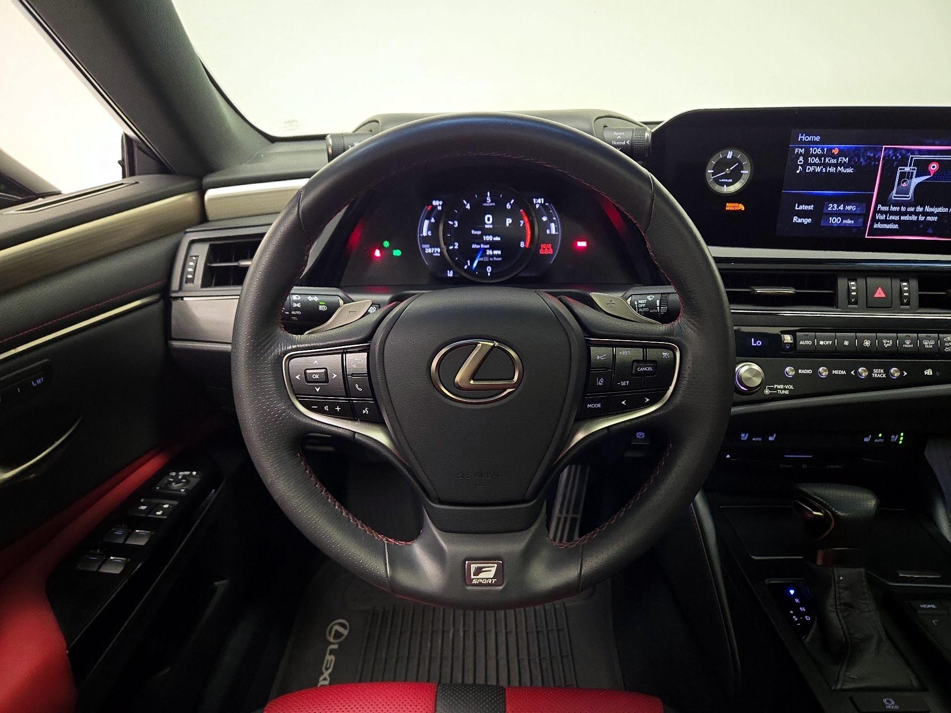 Thumbnail: 2022 Lexus ES - 10