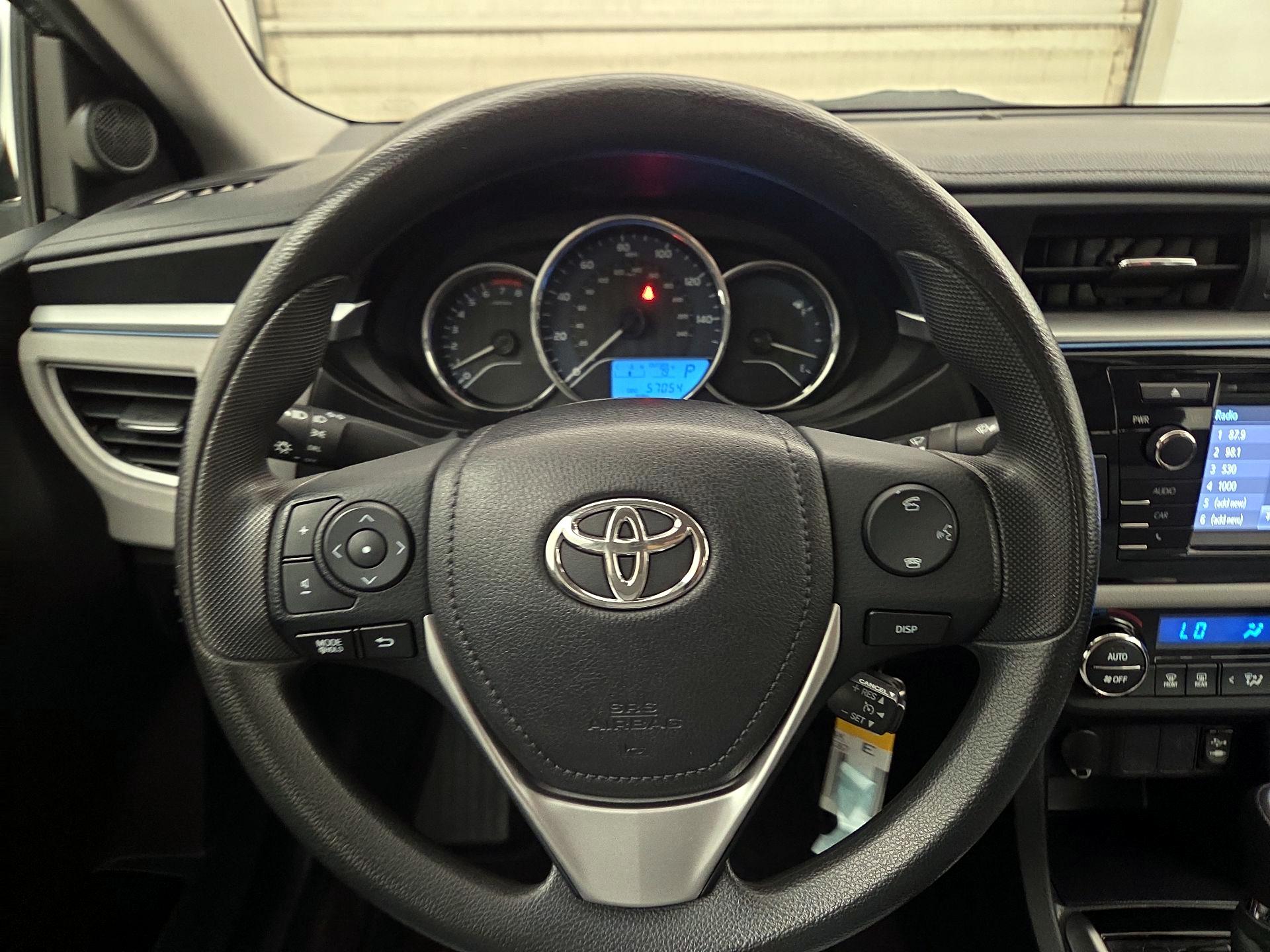 Thumbnail: 2016 Toyota Corolla - 10