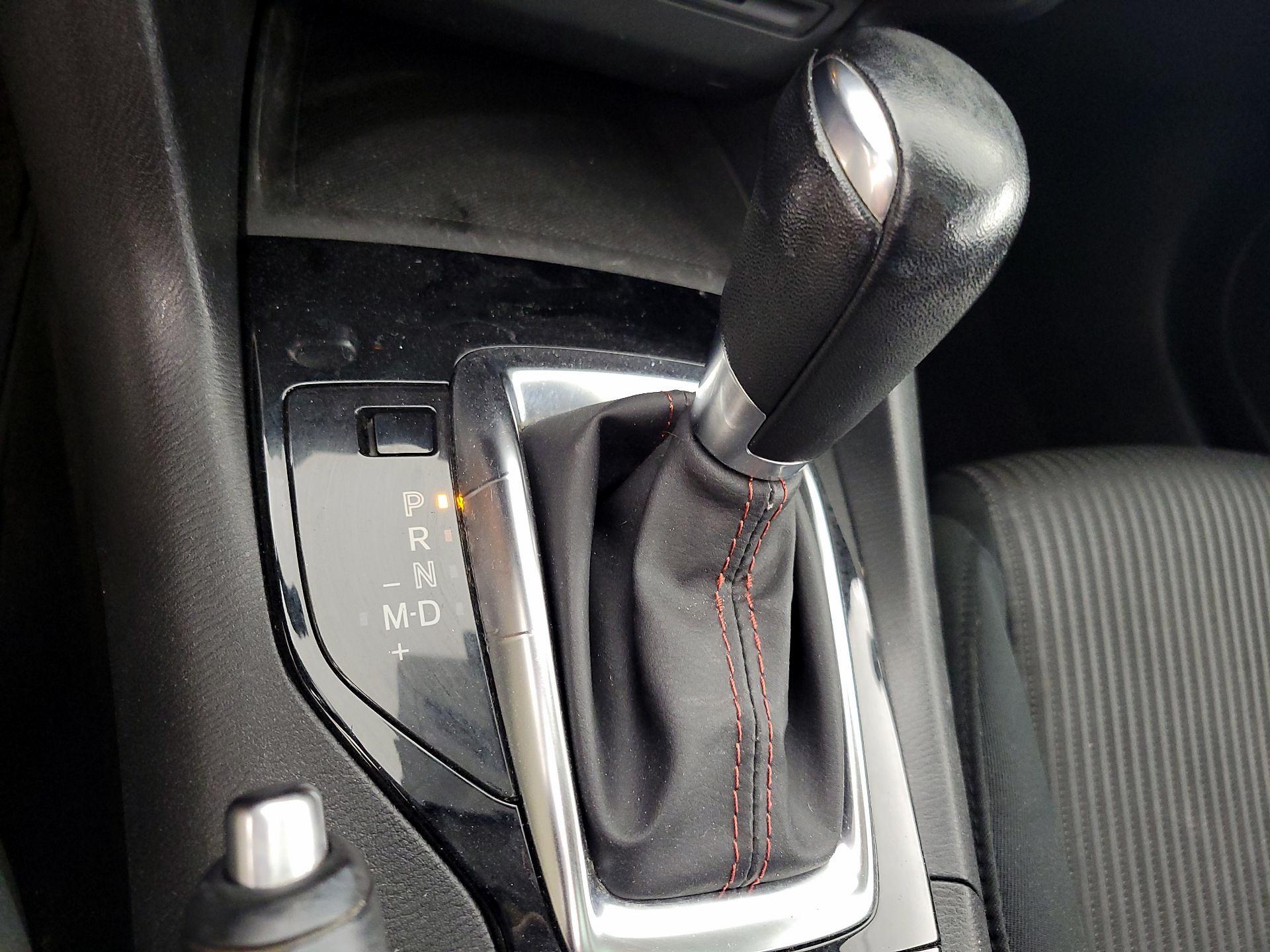 Thumbnail: 2014 Mazda Mazda3 - 18