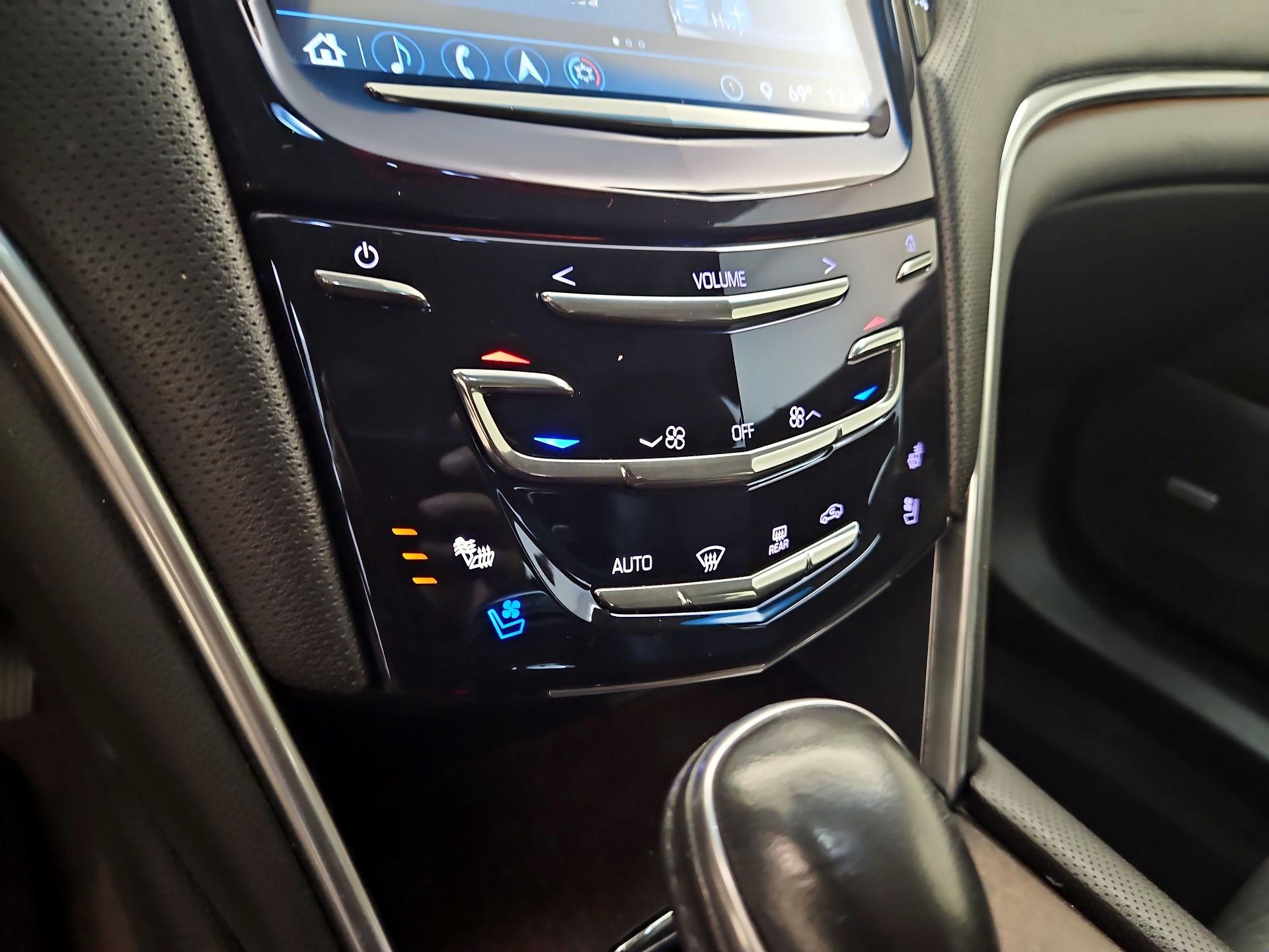 Thumbnail: 2019 Cadillac XTS - 17