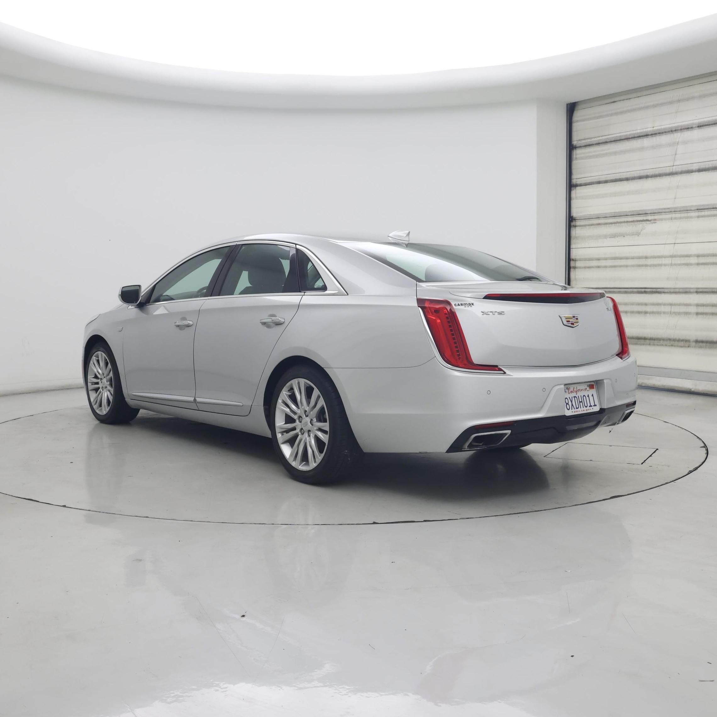 Thumbnail: 2019 Cadillac XTS - 2
