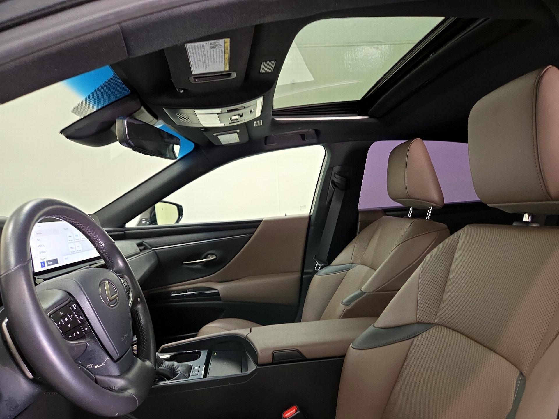Thumbnail: 2024 Lexus ES - 19