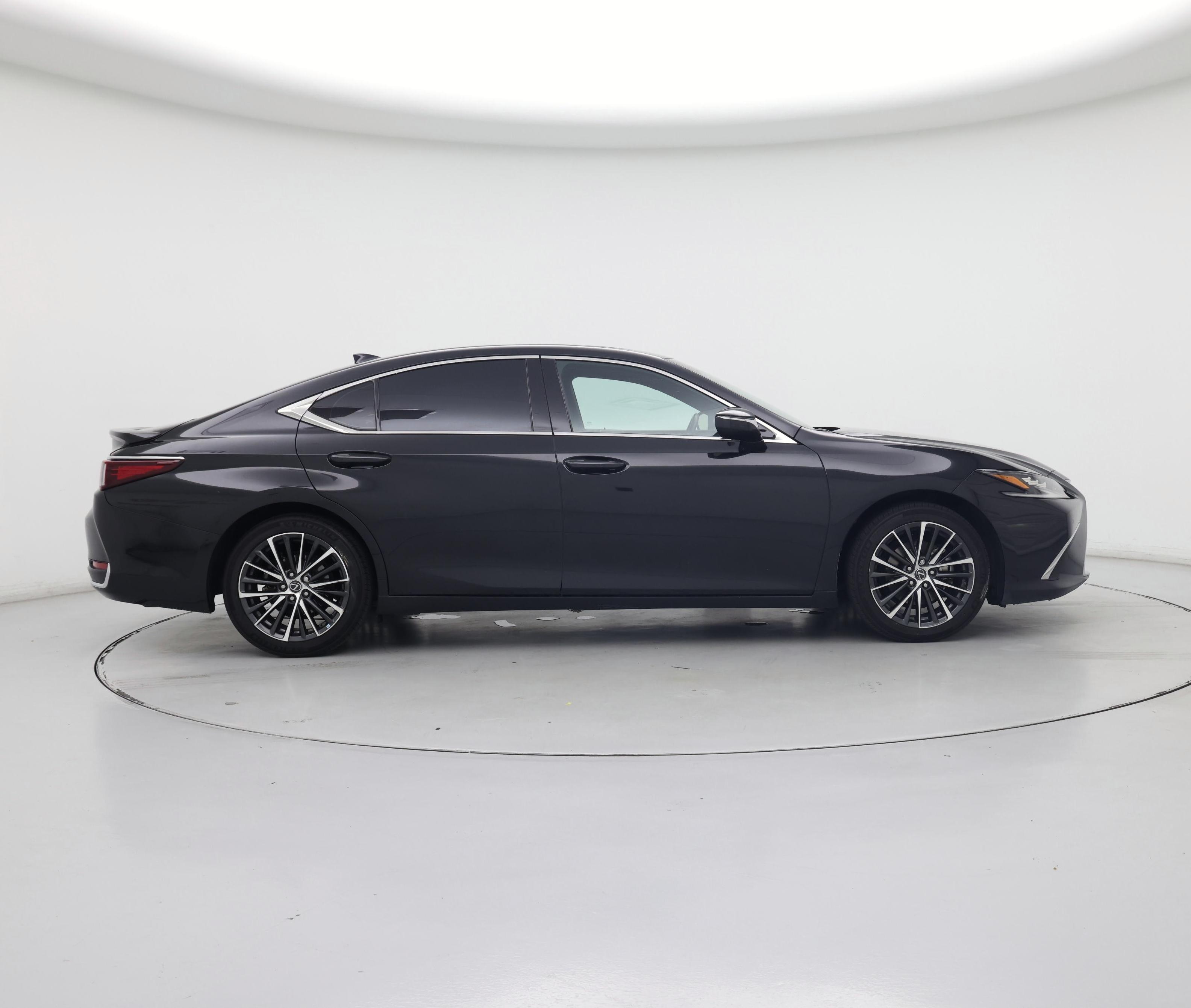 Thumbnail: 2024 Lexus ES - 7