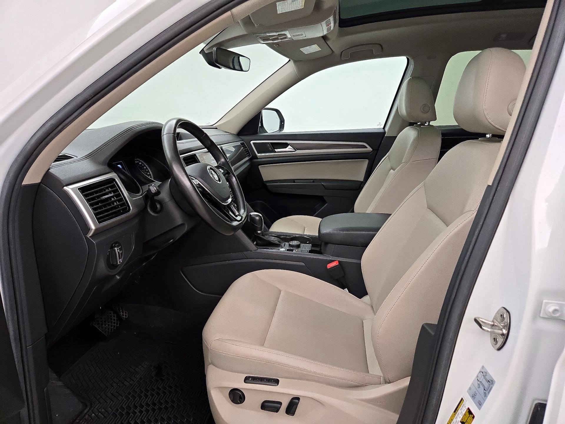 Thumbnail: 2018 Volkswagen Atlas - 11