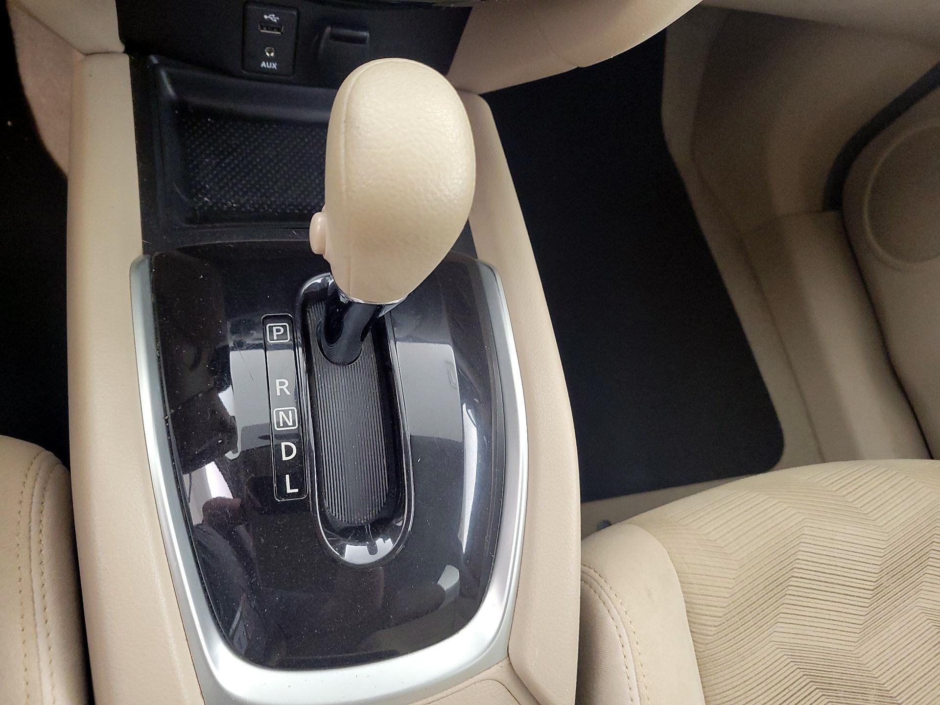 Thumbnail: 2014 Nissan Rogue - 17