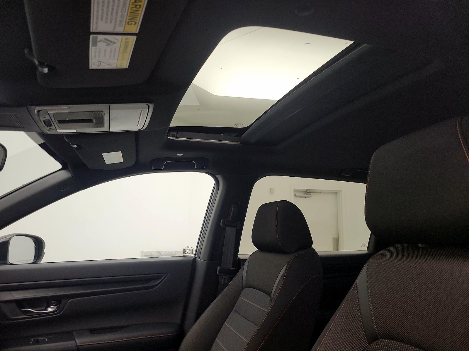 Sunroof(s) & Overhead Airbags