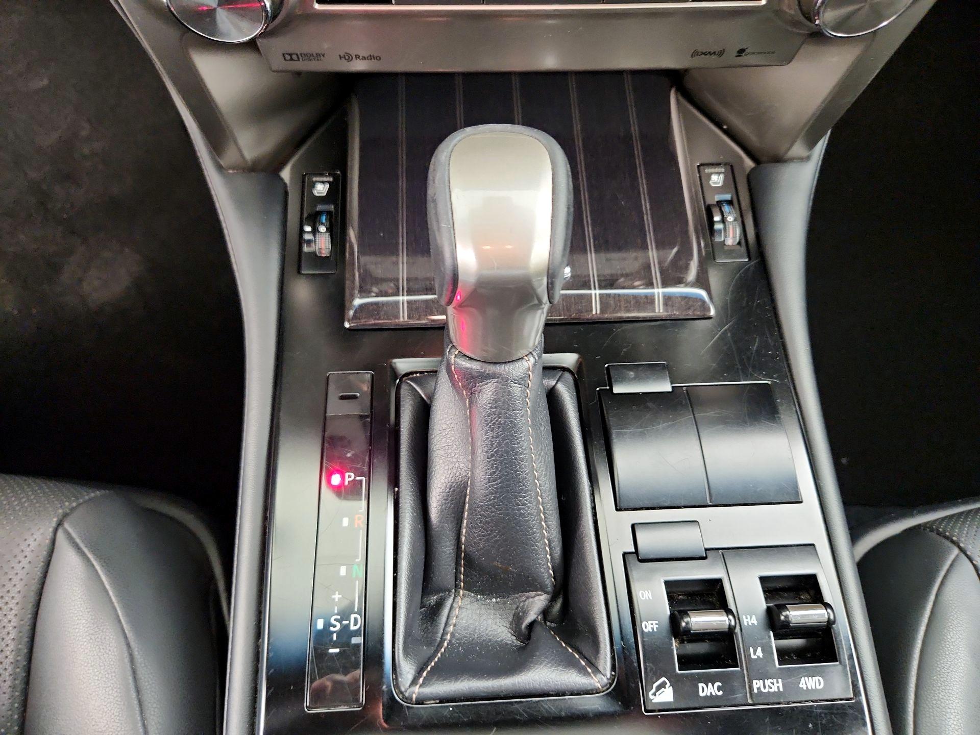 Thumbnail: 2020 Lexus GX - 18