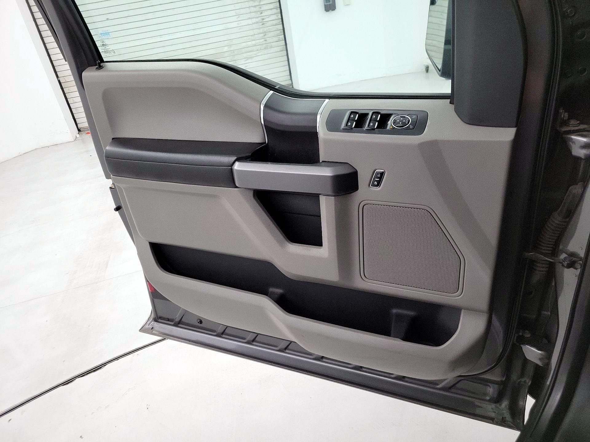 Thumbnail: 2015 Ford F-150 - 12