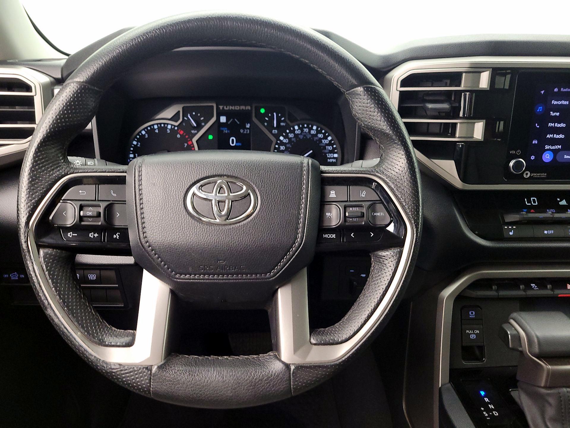 Thumbnail: 2022 Toyota Tundra - 10