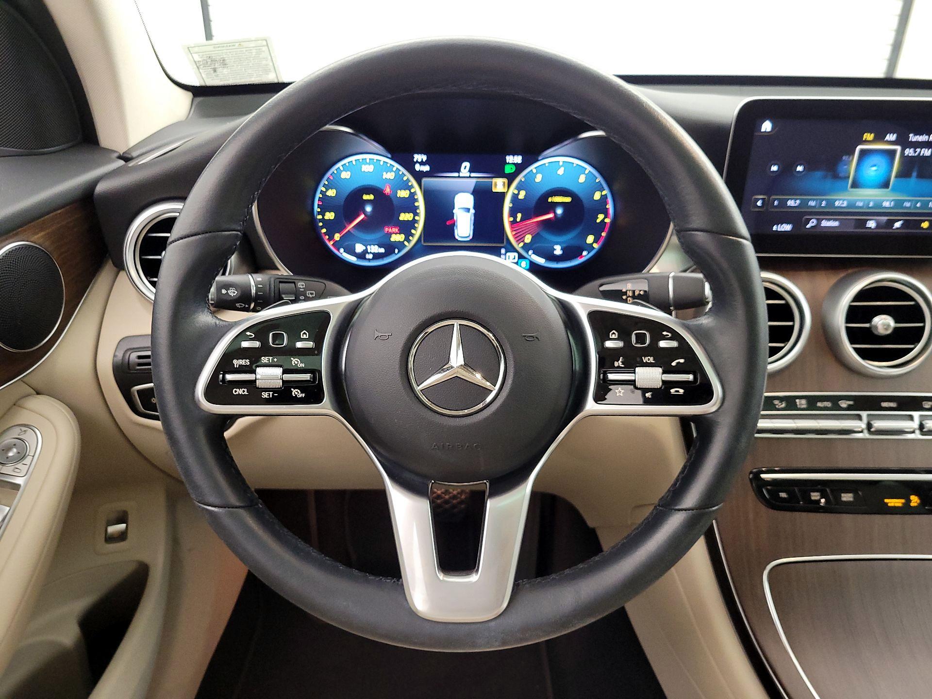 Thumbnail: 2022 Mercedes-Benz GLC - 10
