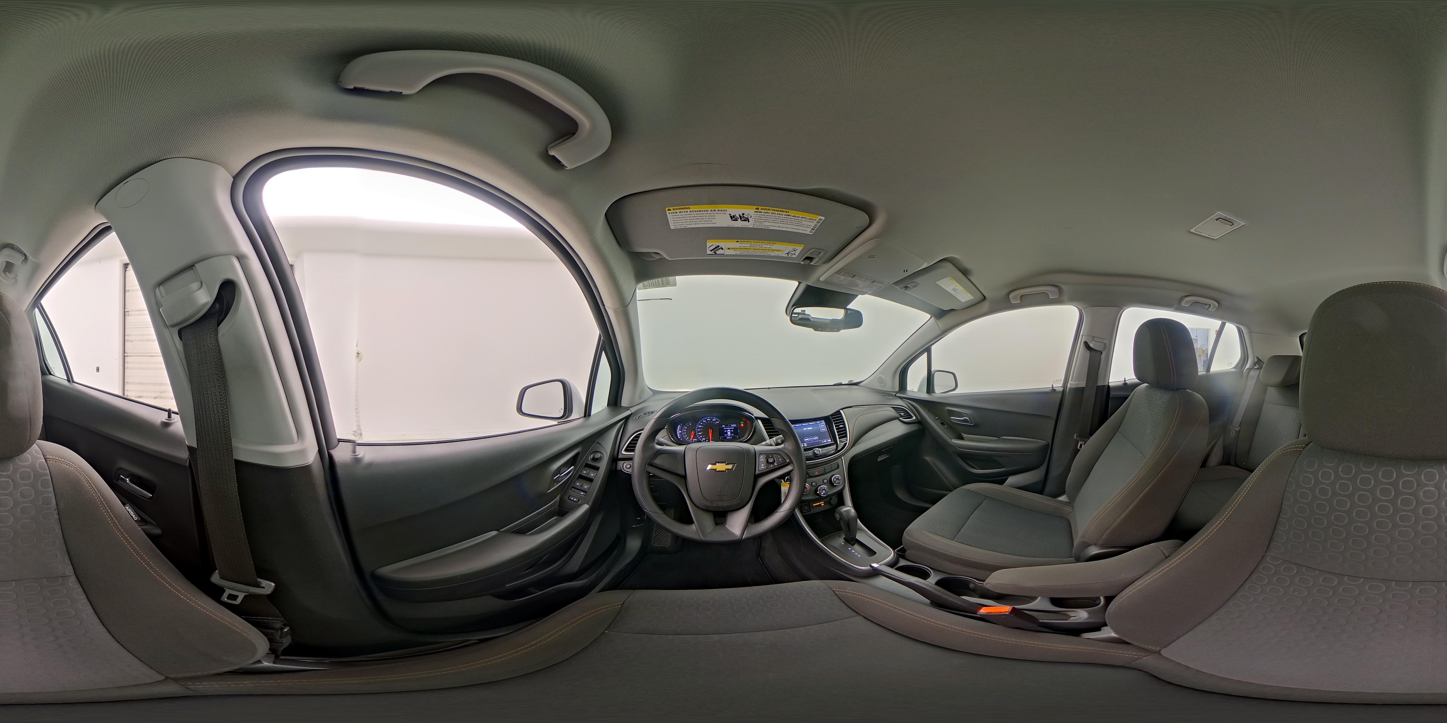 2018 Chevrolet Trax LS - Photo 26