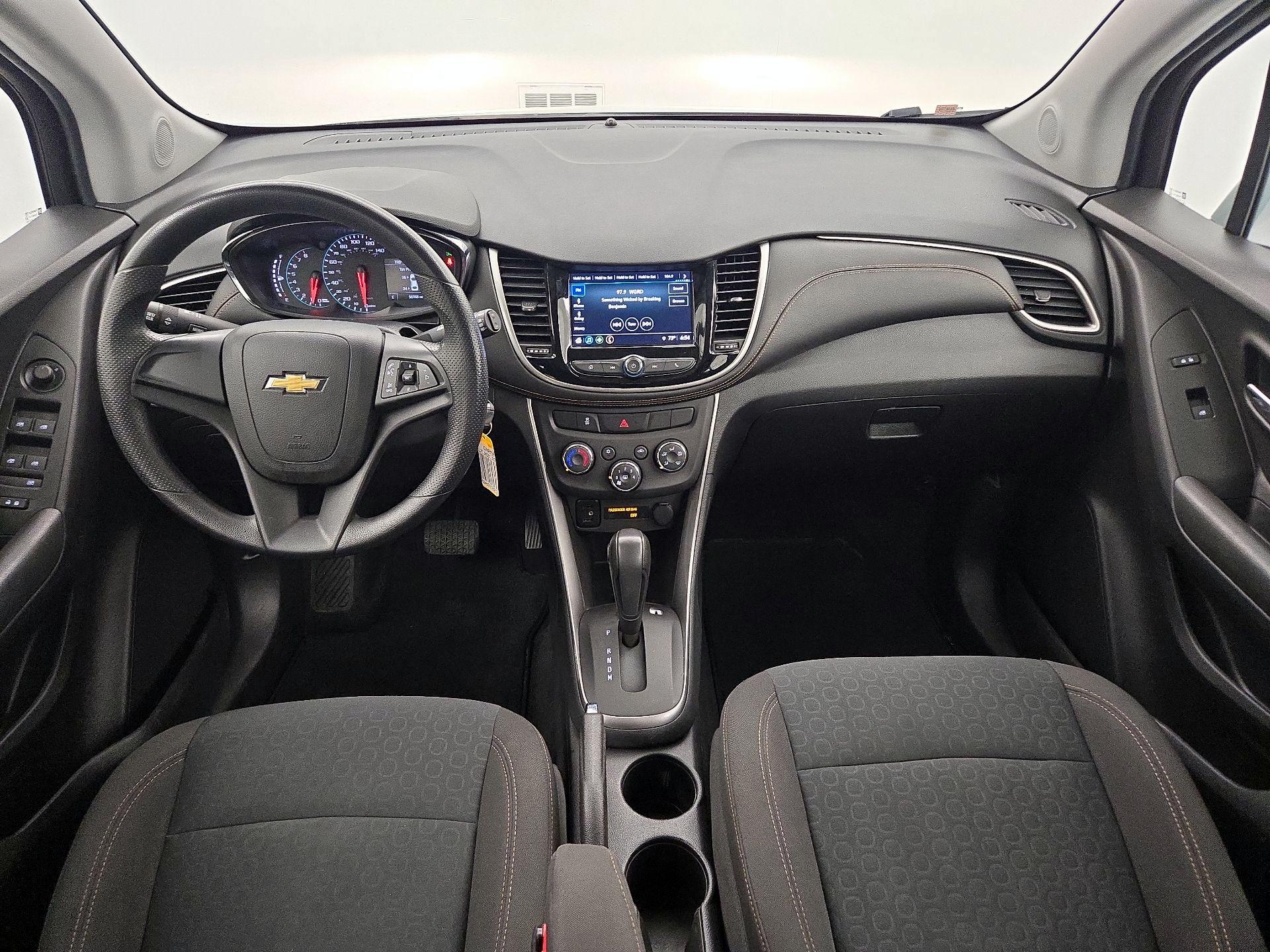 Thumbnail: 2018 Chevrolet Trax - 9