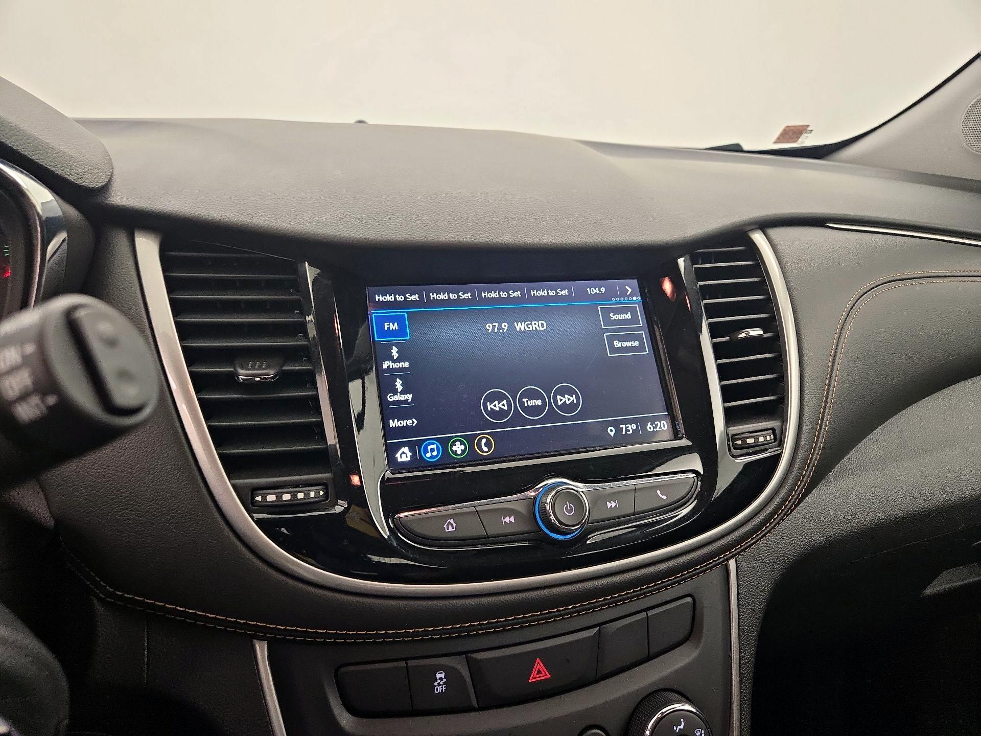 Thumbnail: 2018 Chevrolet Trax - 15