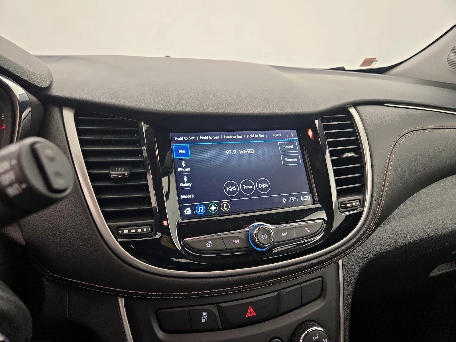 2018 Chevrolet Trax LS - Photo 16