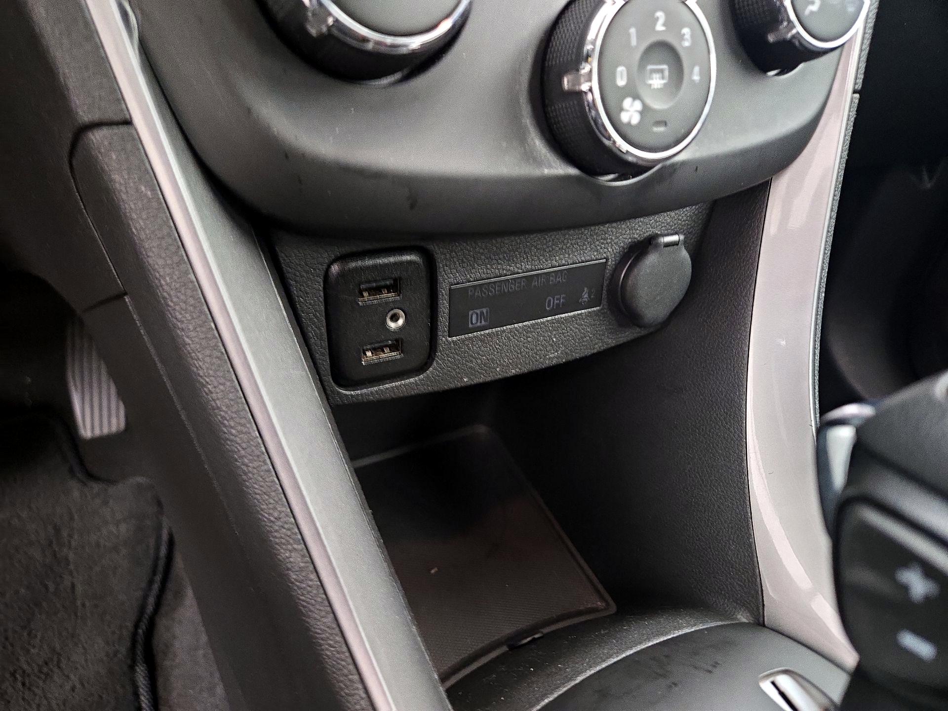 Thumbnail: 2018 Chevrolet Trax - 18