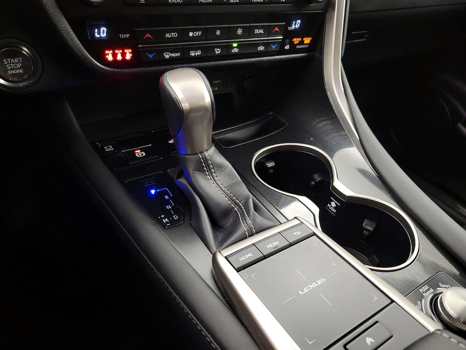 2022 Lexus RX 350 - Photo 18