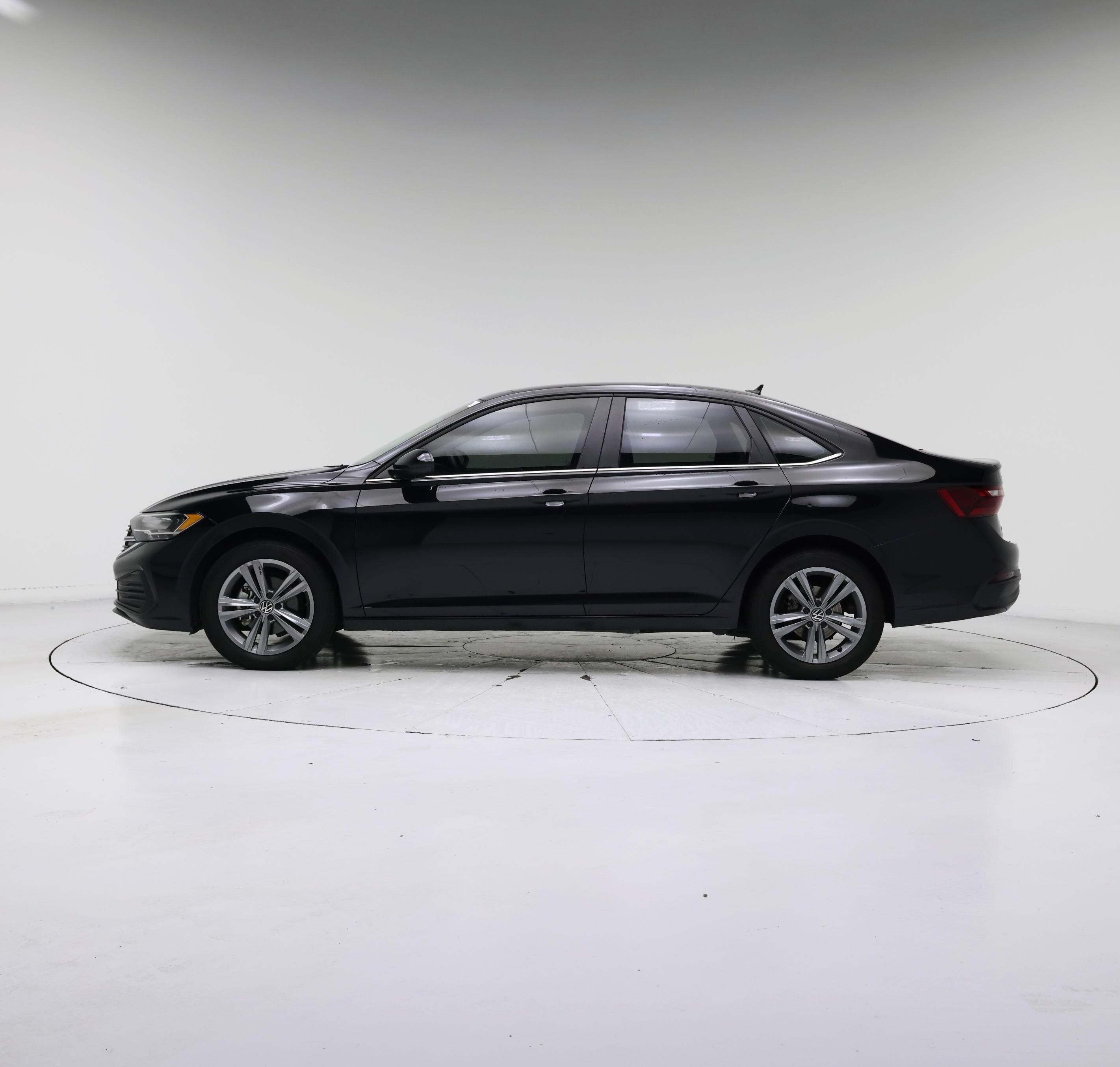 Thumbnail: 2024 Volkswagen Jetta - 3
