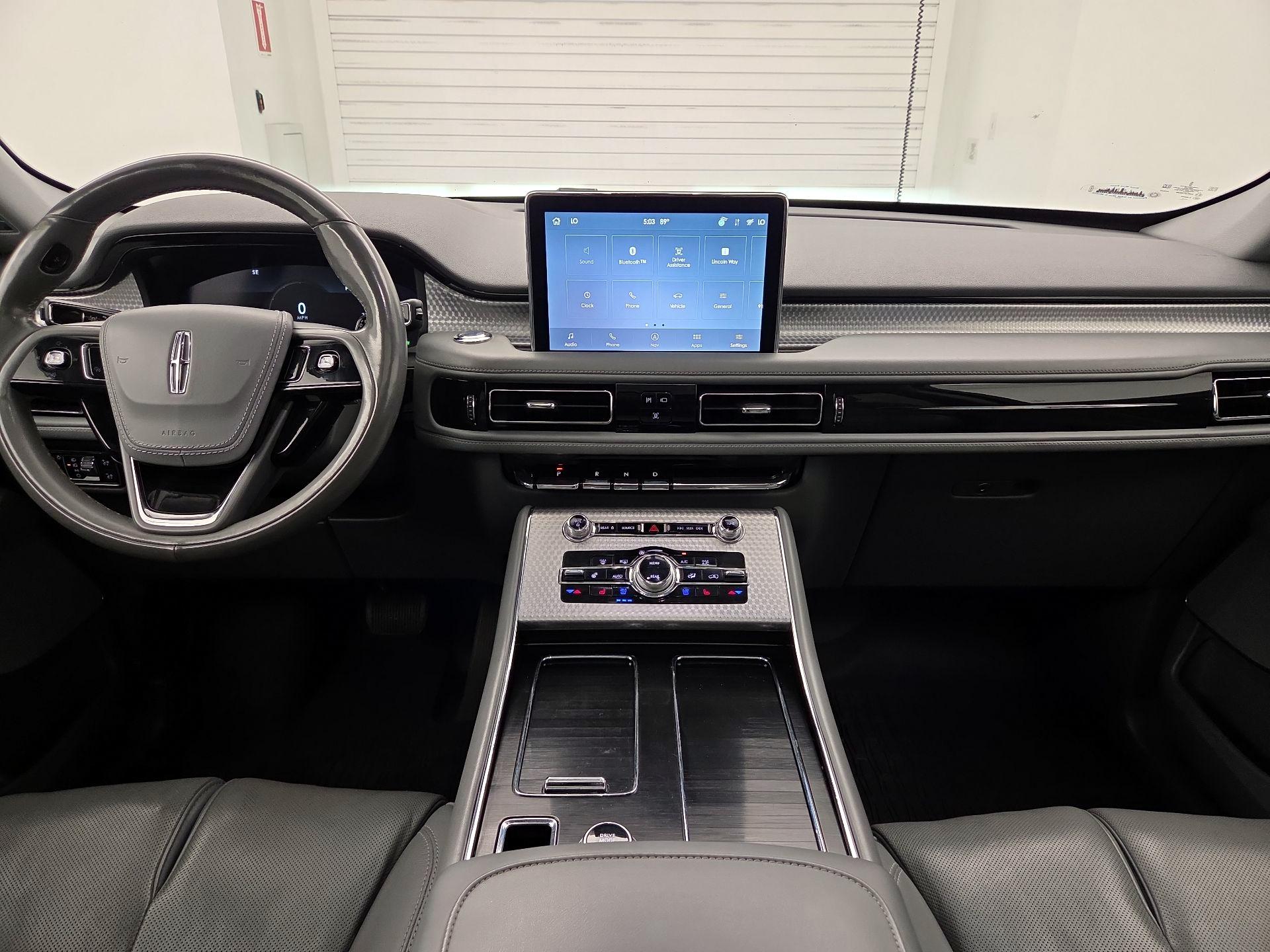 Thumbnail: 2021 Lincoln Aviator - 9
