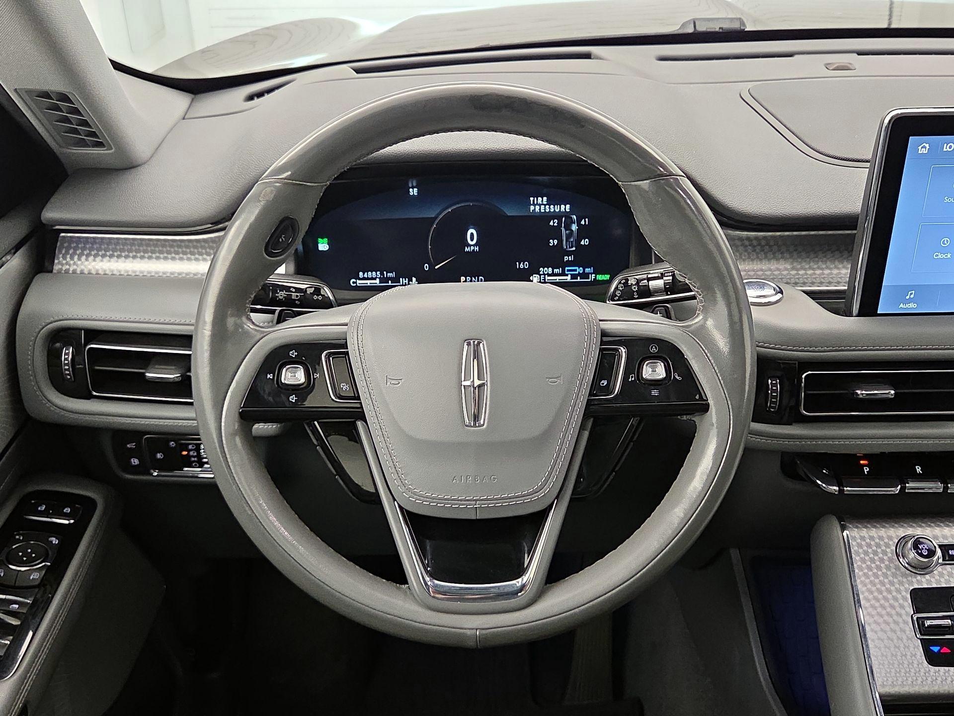 Thumbnail: 2021 Lincoln Aviator - 10