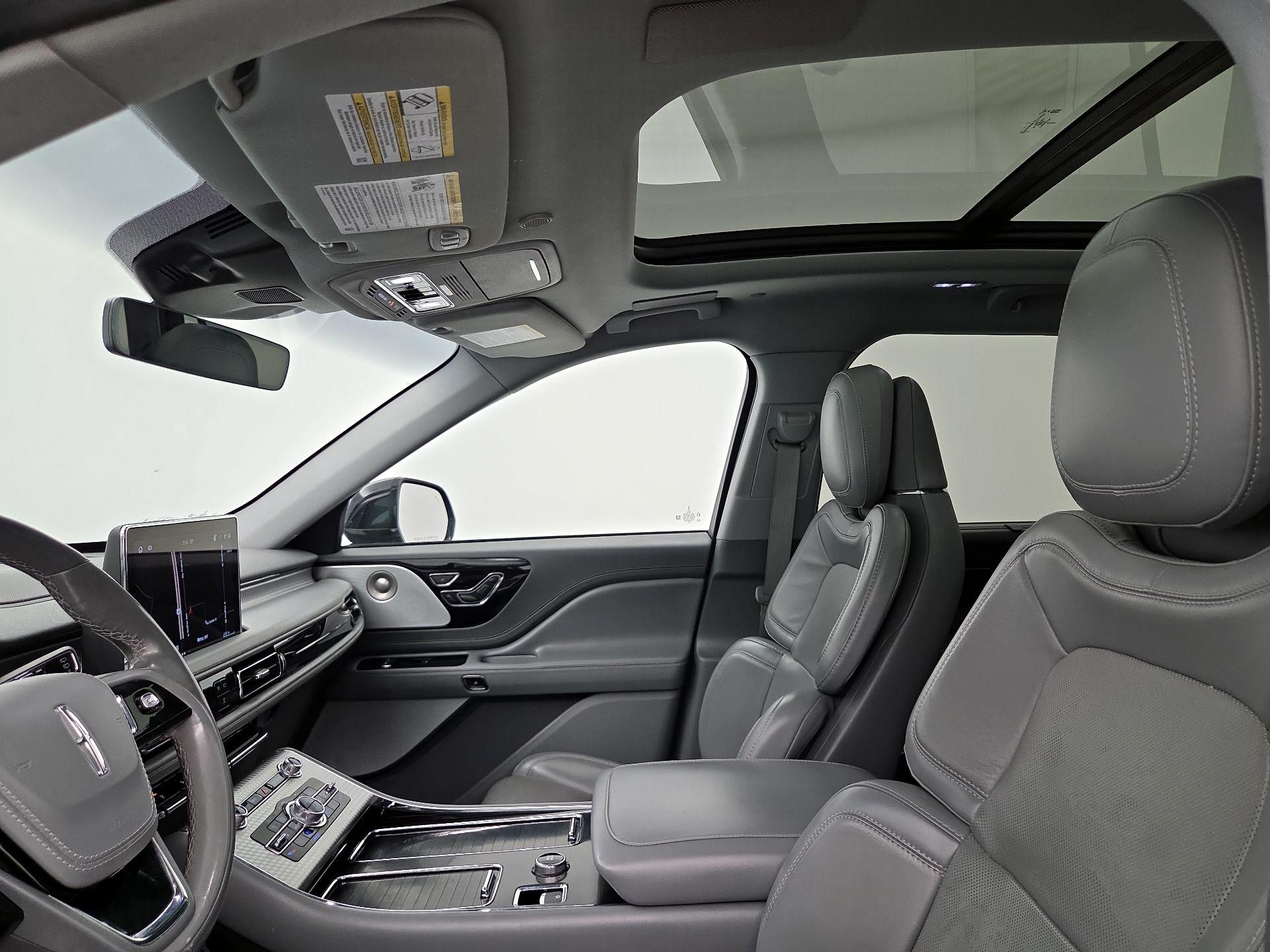 Thumbnail: 2021 Lincoln Aviator - 20