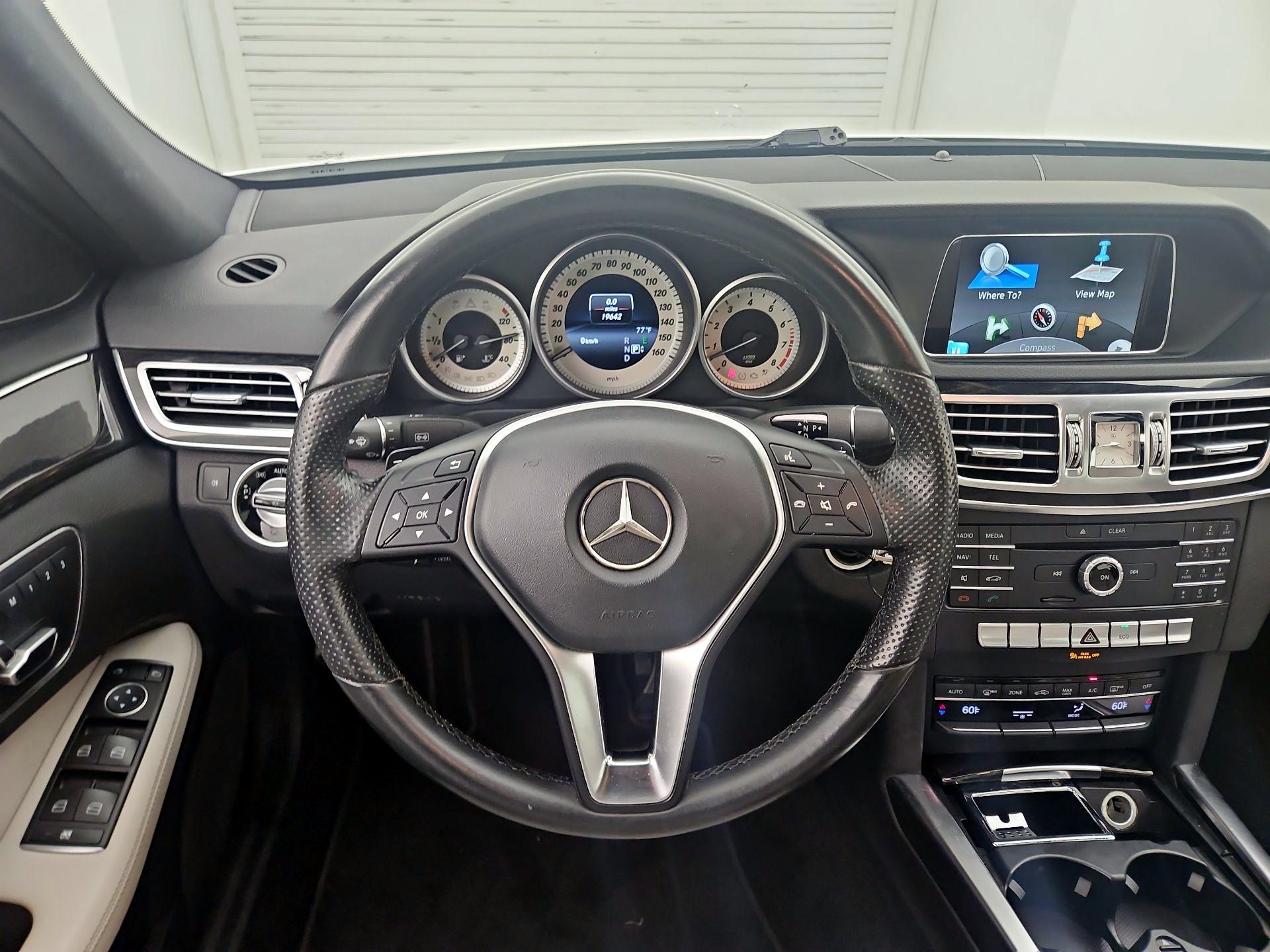 Thumbnail: 2016 Mercedes-Benz E-Class - 10