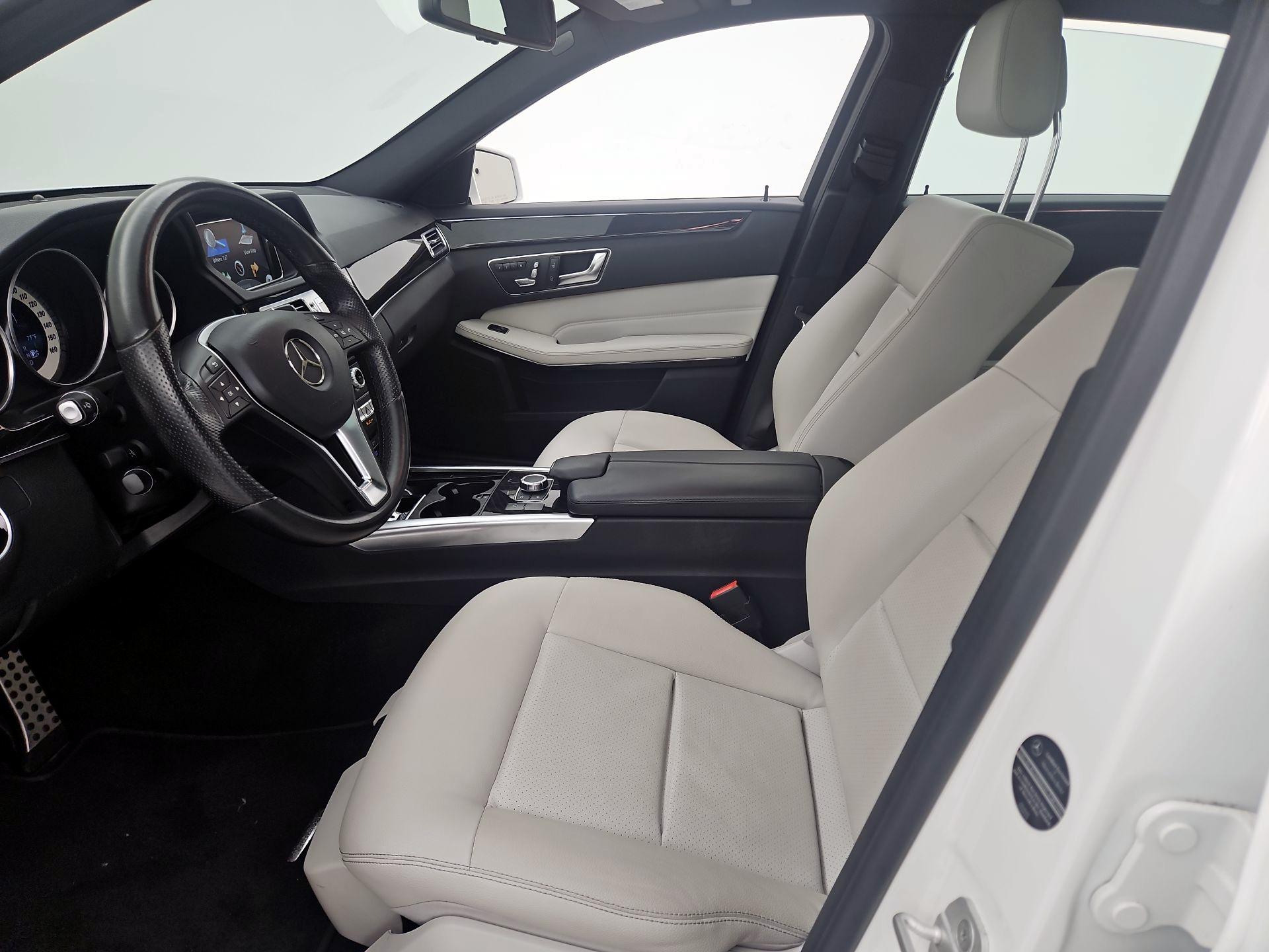 Thumbnail: 2016 Mercedes-Benz E-Class - 11
