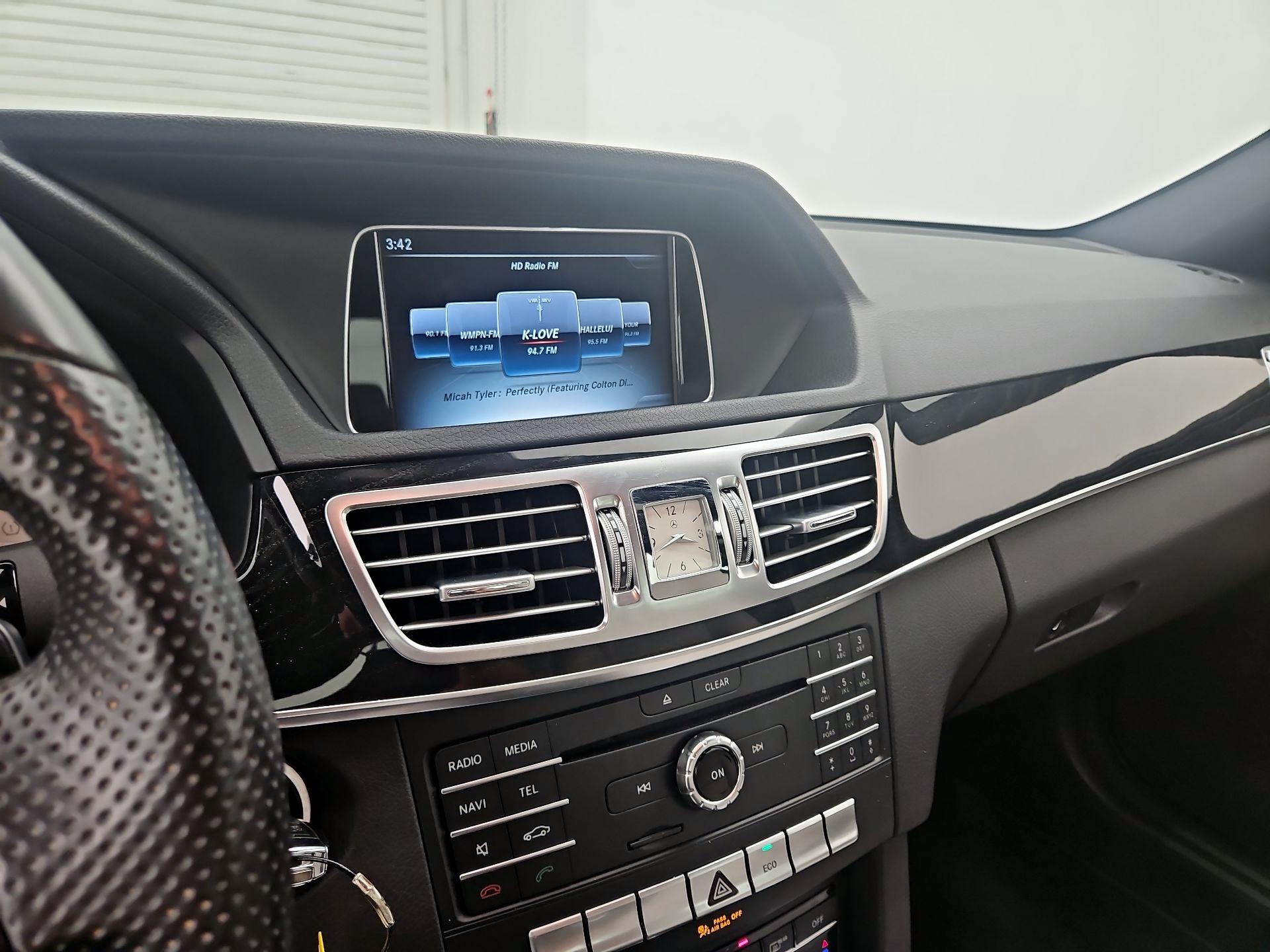 Thumbnail: 2016 Mercedes-Benz E-Class - 14