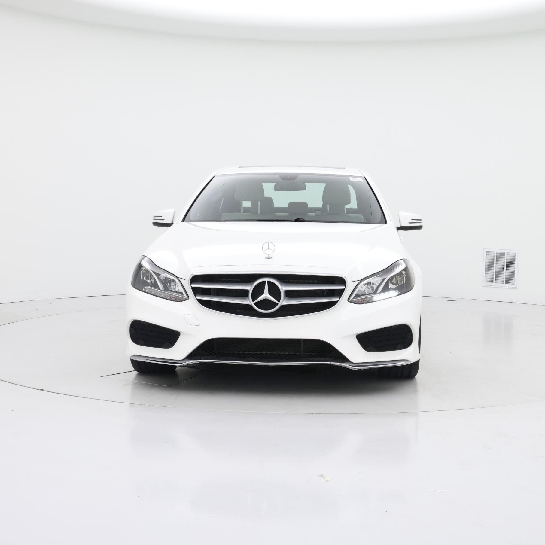 Thumbnail: 2016 Mercedes-Benz E-Class - 5
