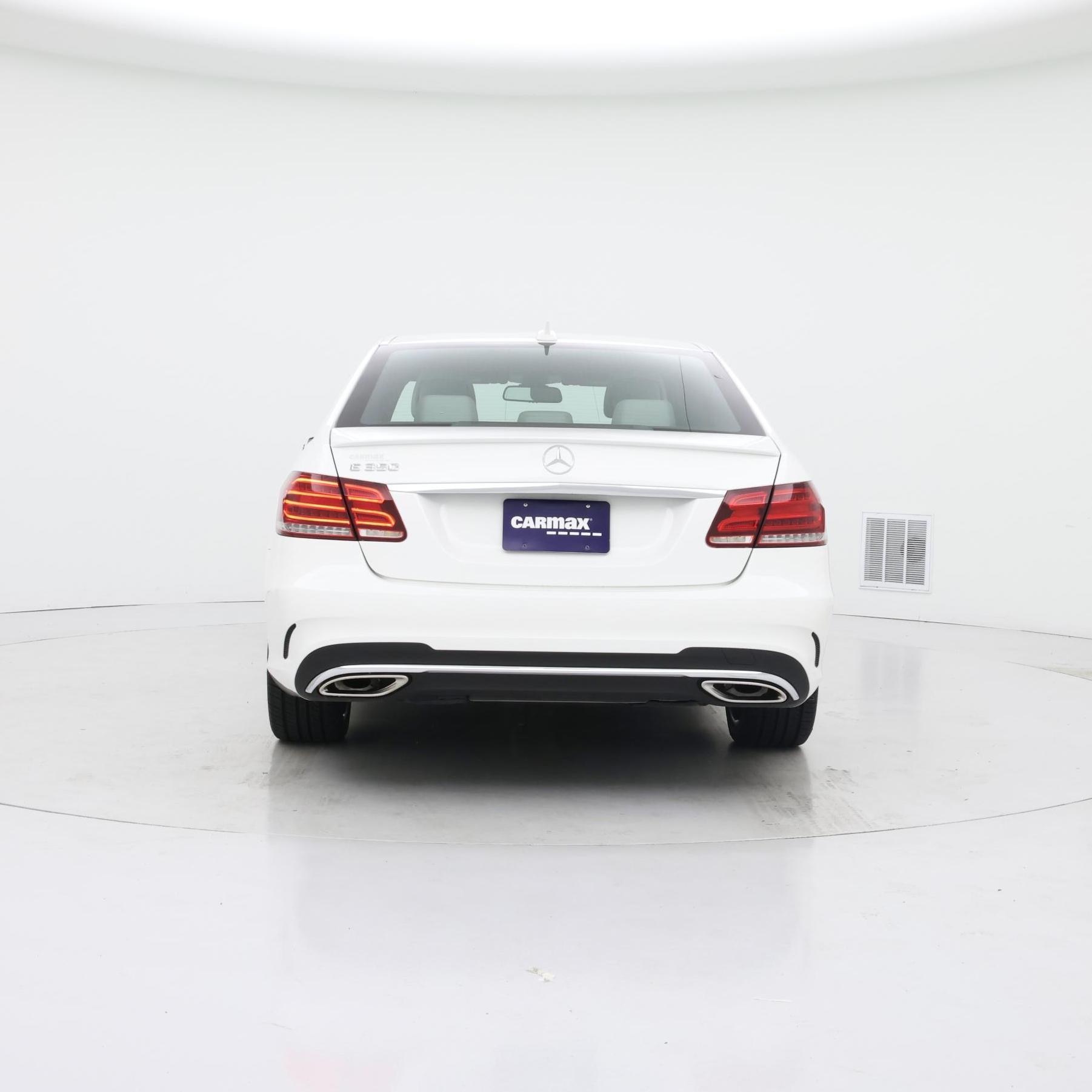Thumbnail: 2016 Mercedes-Benz E-Class - 6